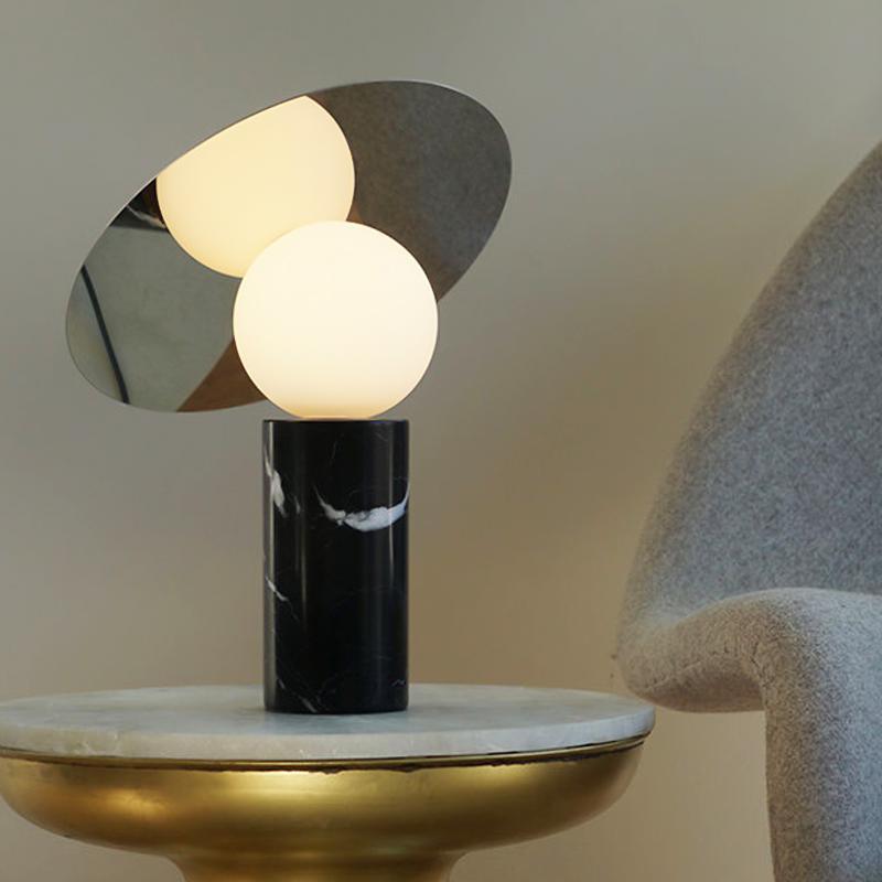 Loba Disc Table Lamp