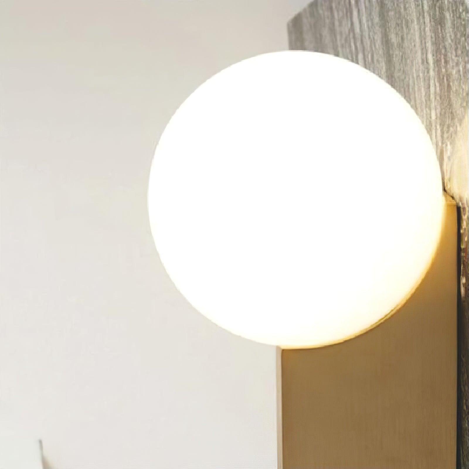 Lemtyse Wall Light