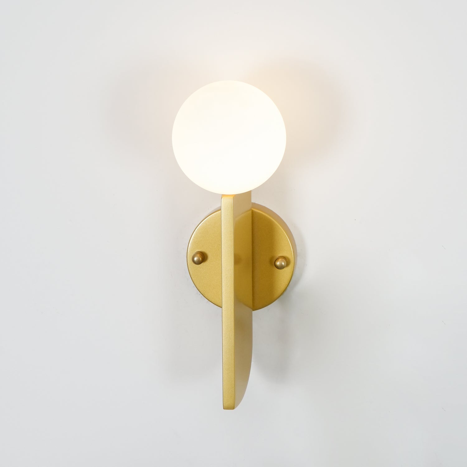 Lemtyse Wall Light