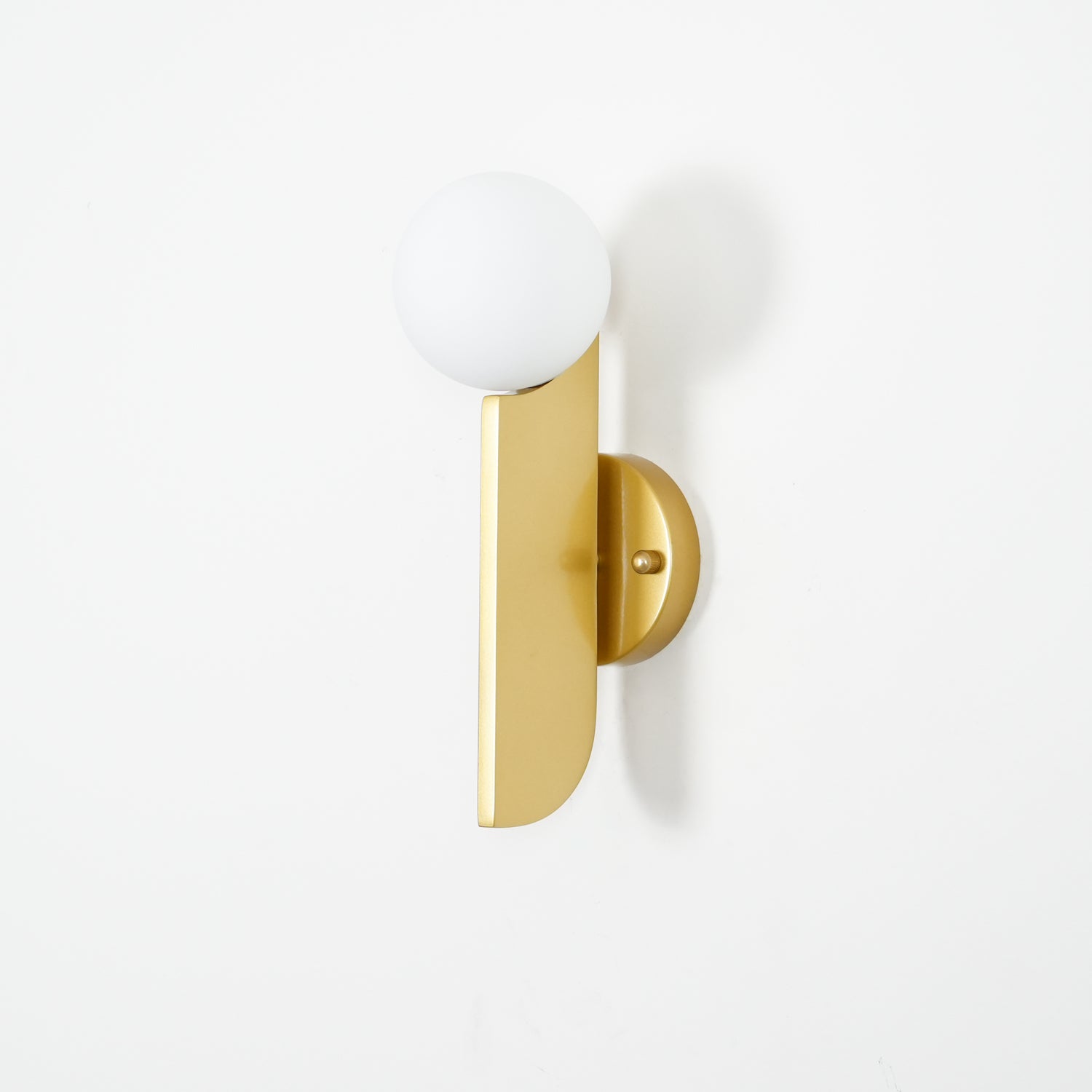 Lemtyse Wall Light
