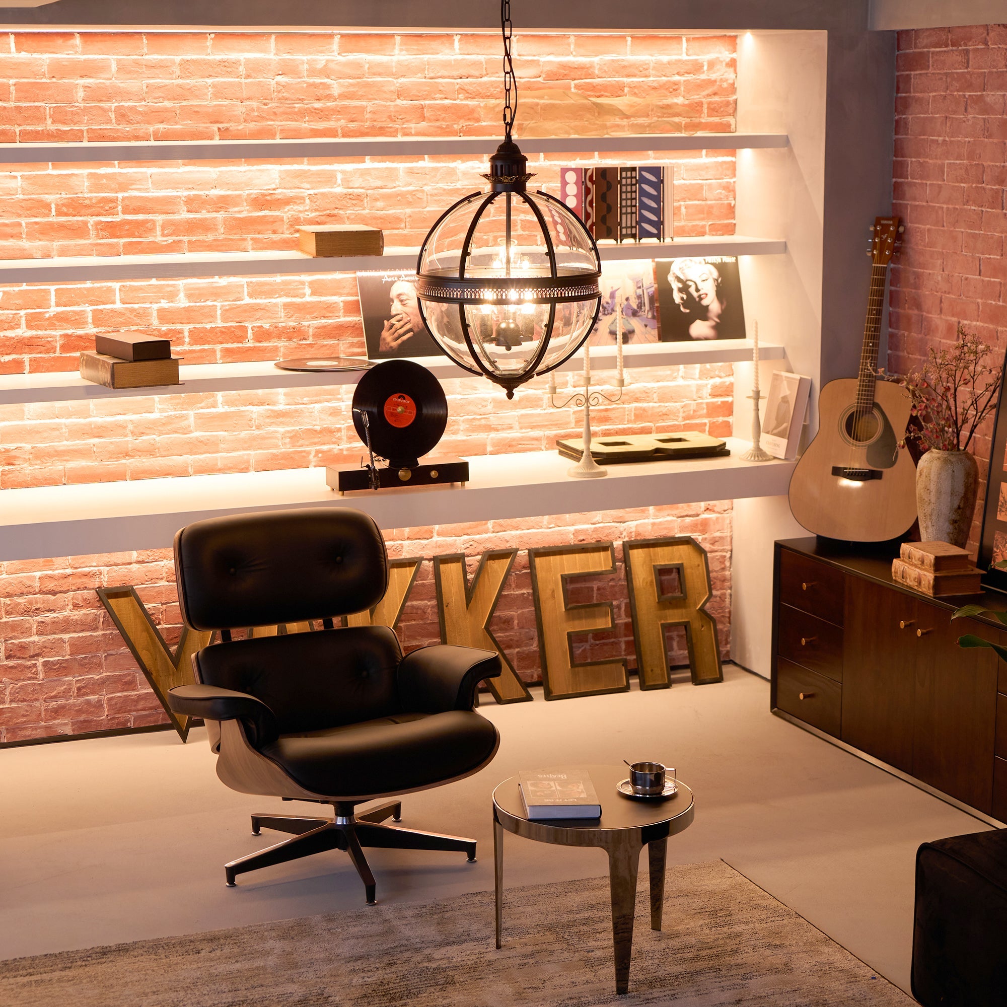 Lorenca Classic Pendant Light