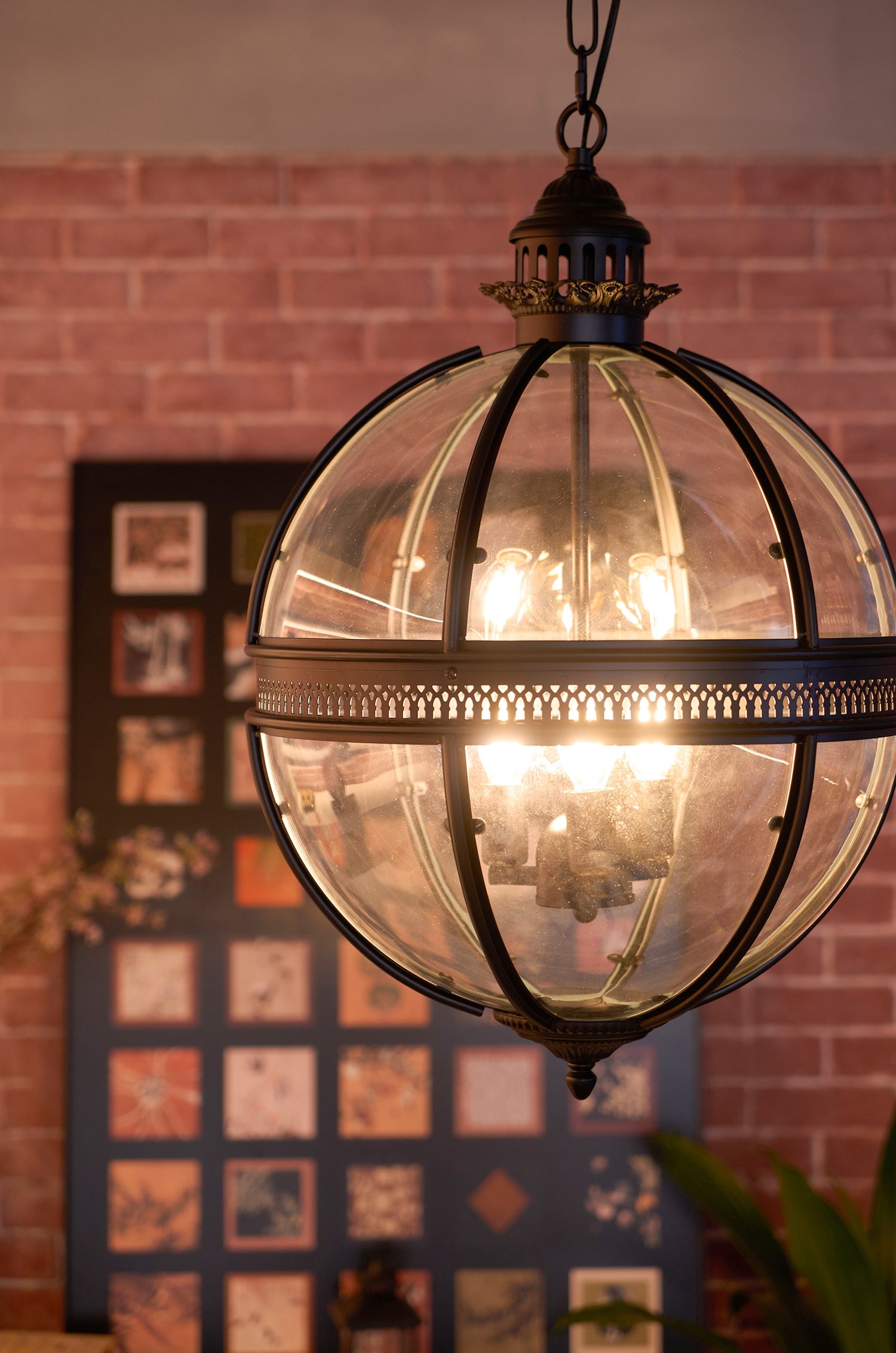Lorenca Classic Pendant Light