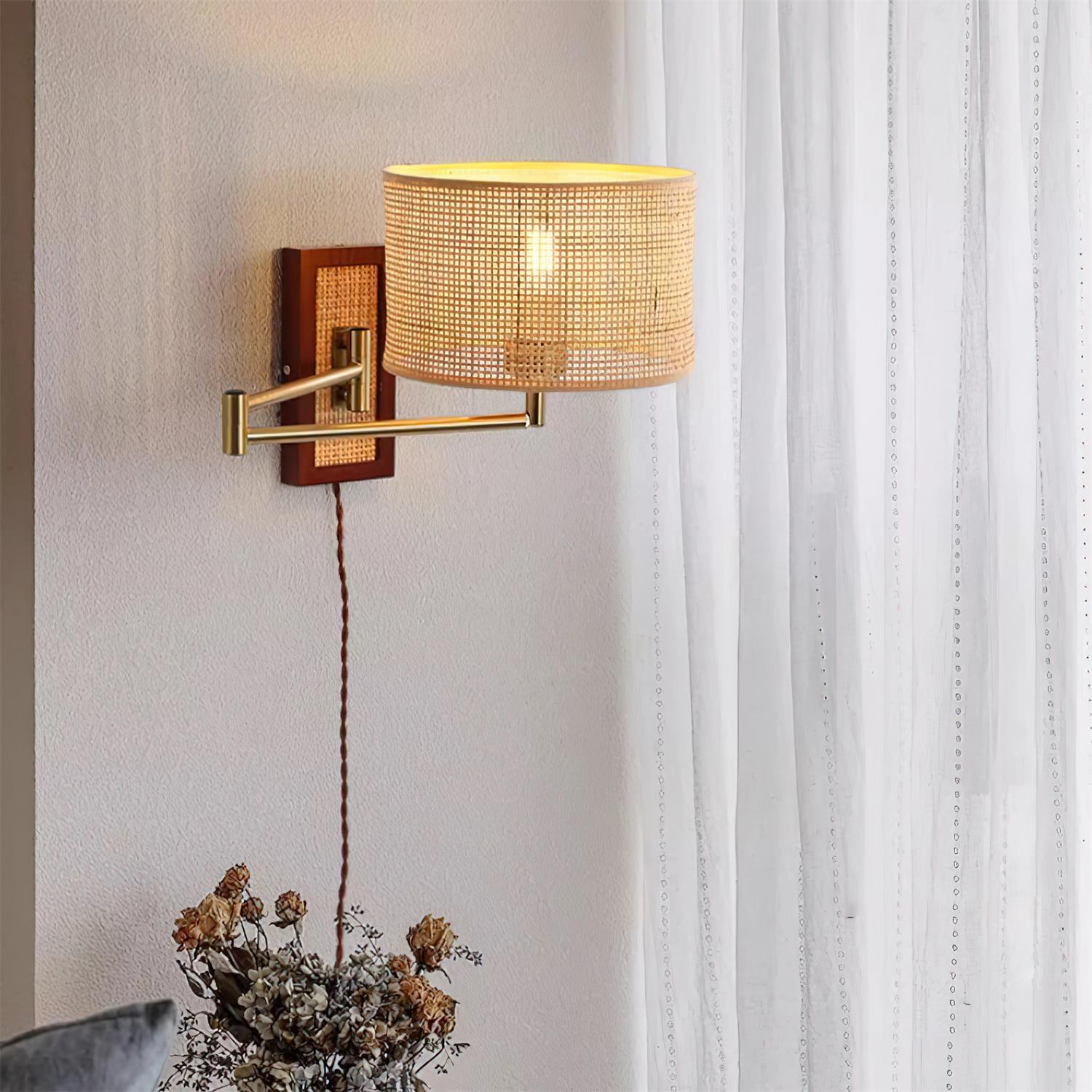 Nemiro Wall Light