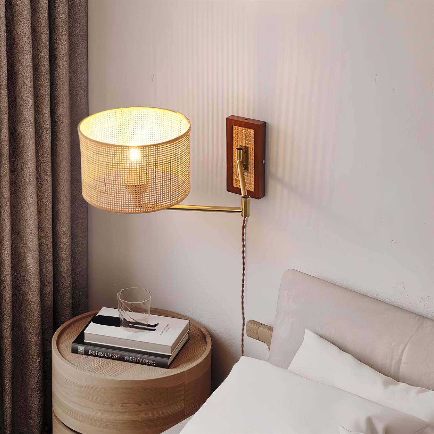 Nemiro Wall Light