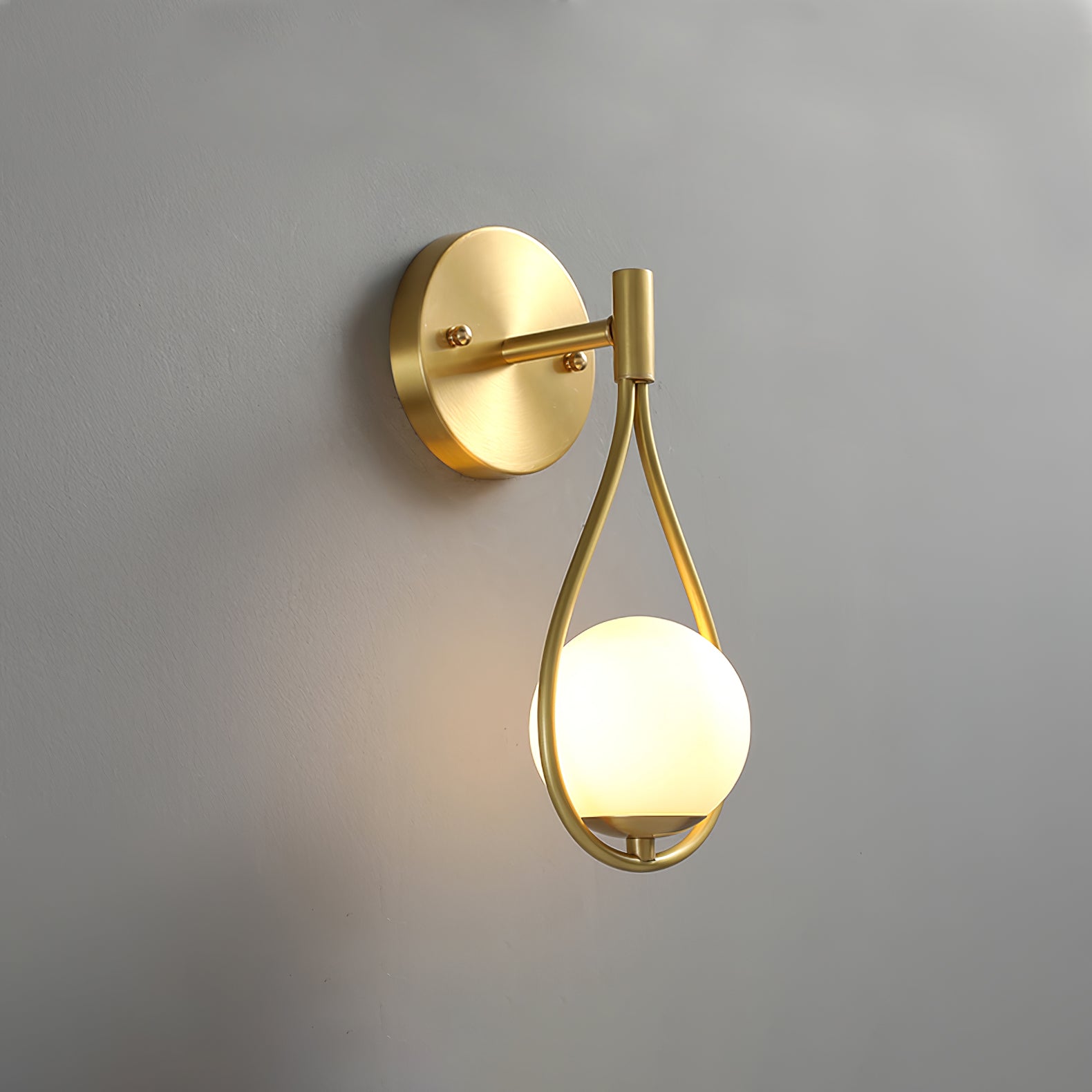 Zulvon Wall Light