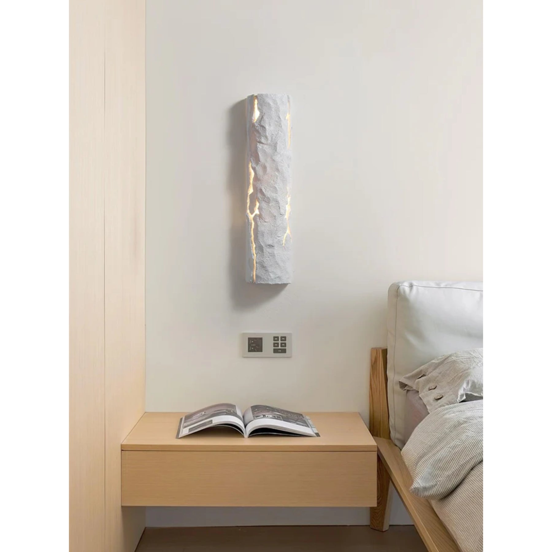 Takeno Tree Trunk Wall Light