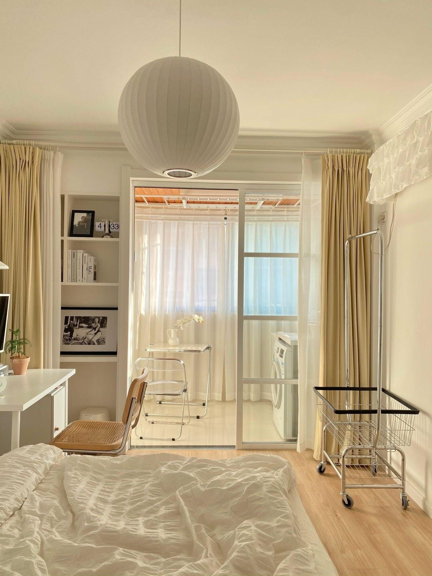 Delin Bubble Pendant Light