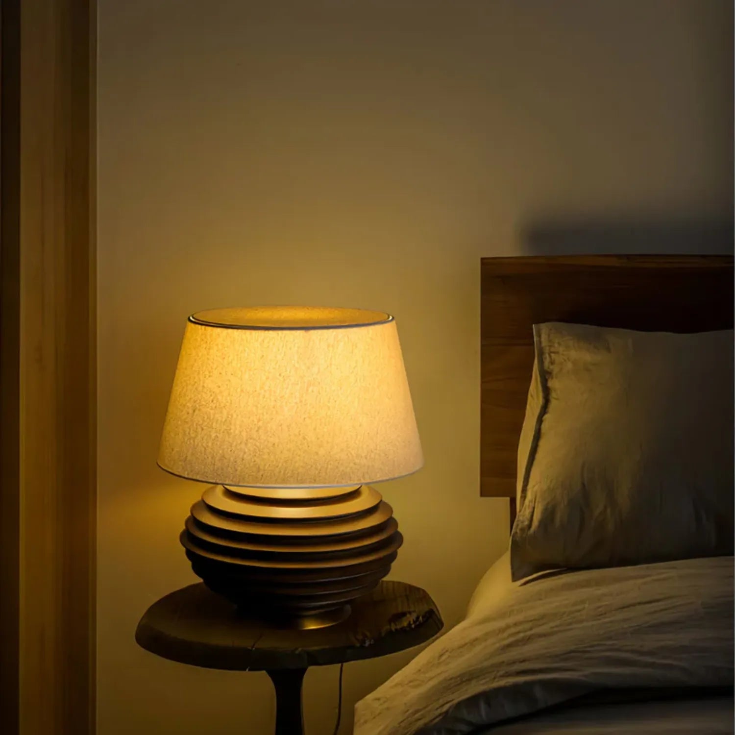Vocaden Table Lamp