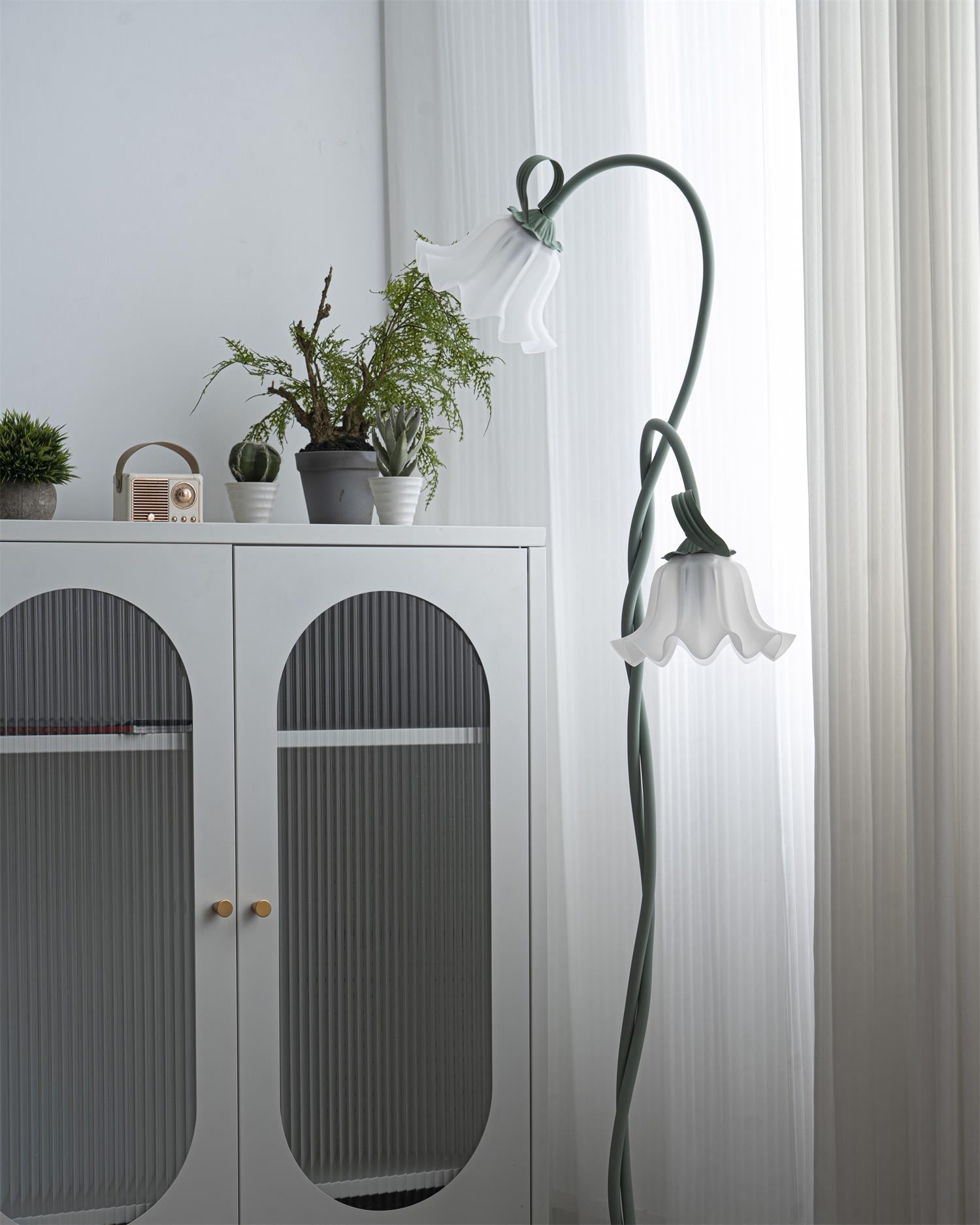 Wrenayo Floral Floor Lamp