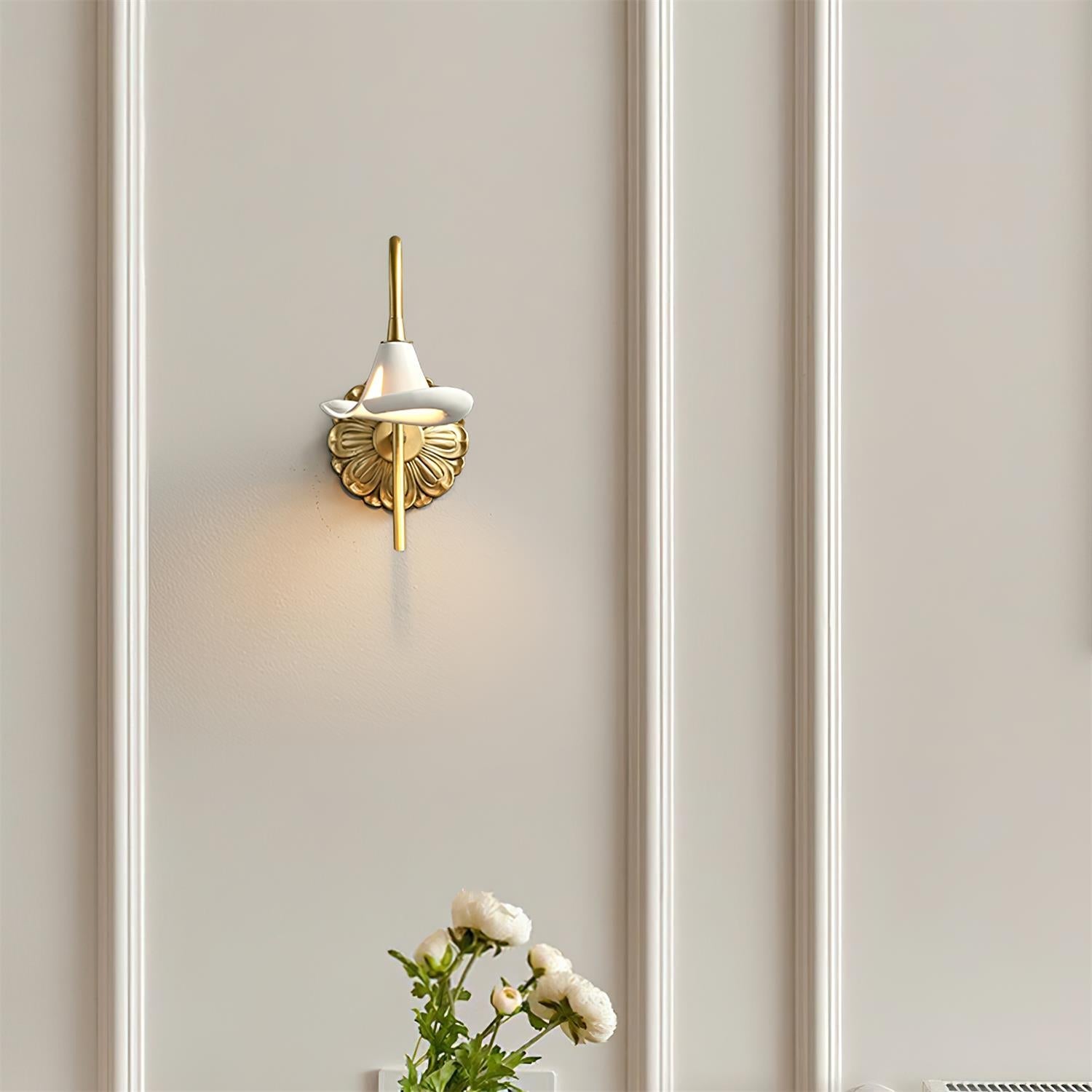 Lacella Wall Light