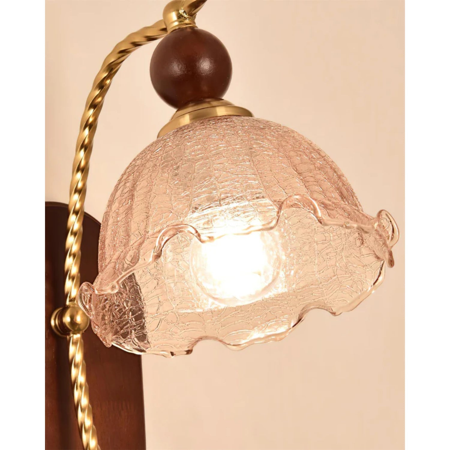 Vluro Arc Wall Light