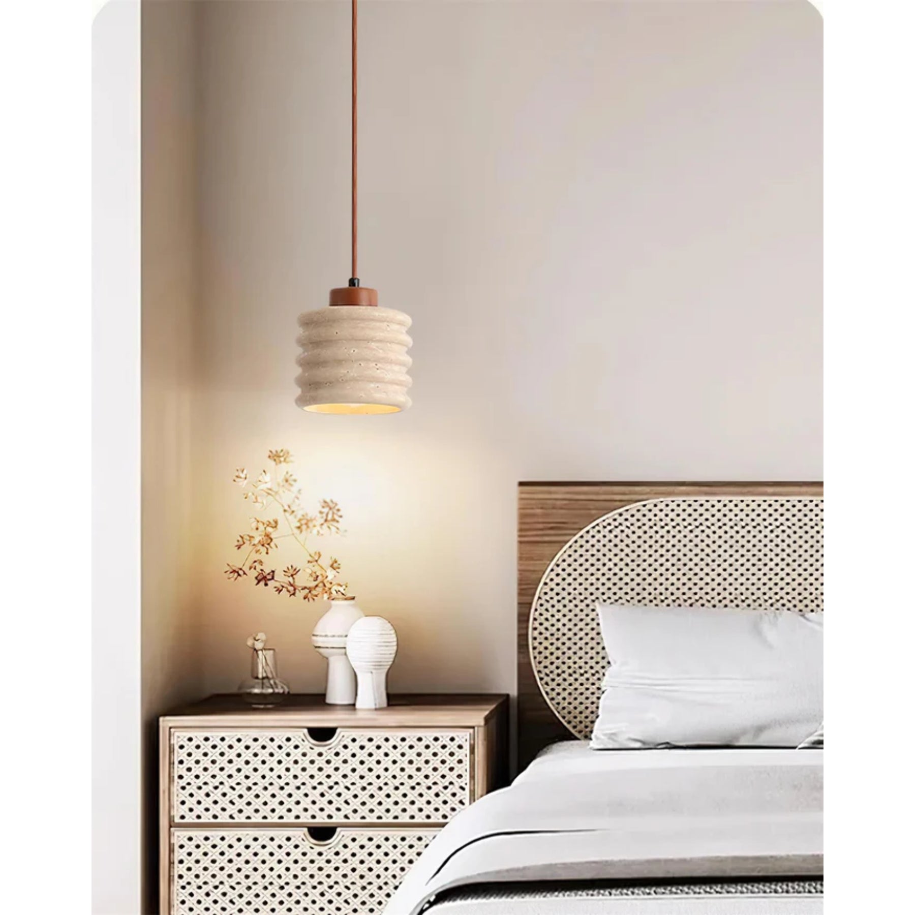 Kandeivo Pendant Light