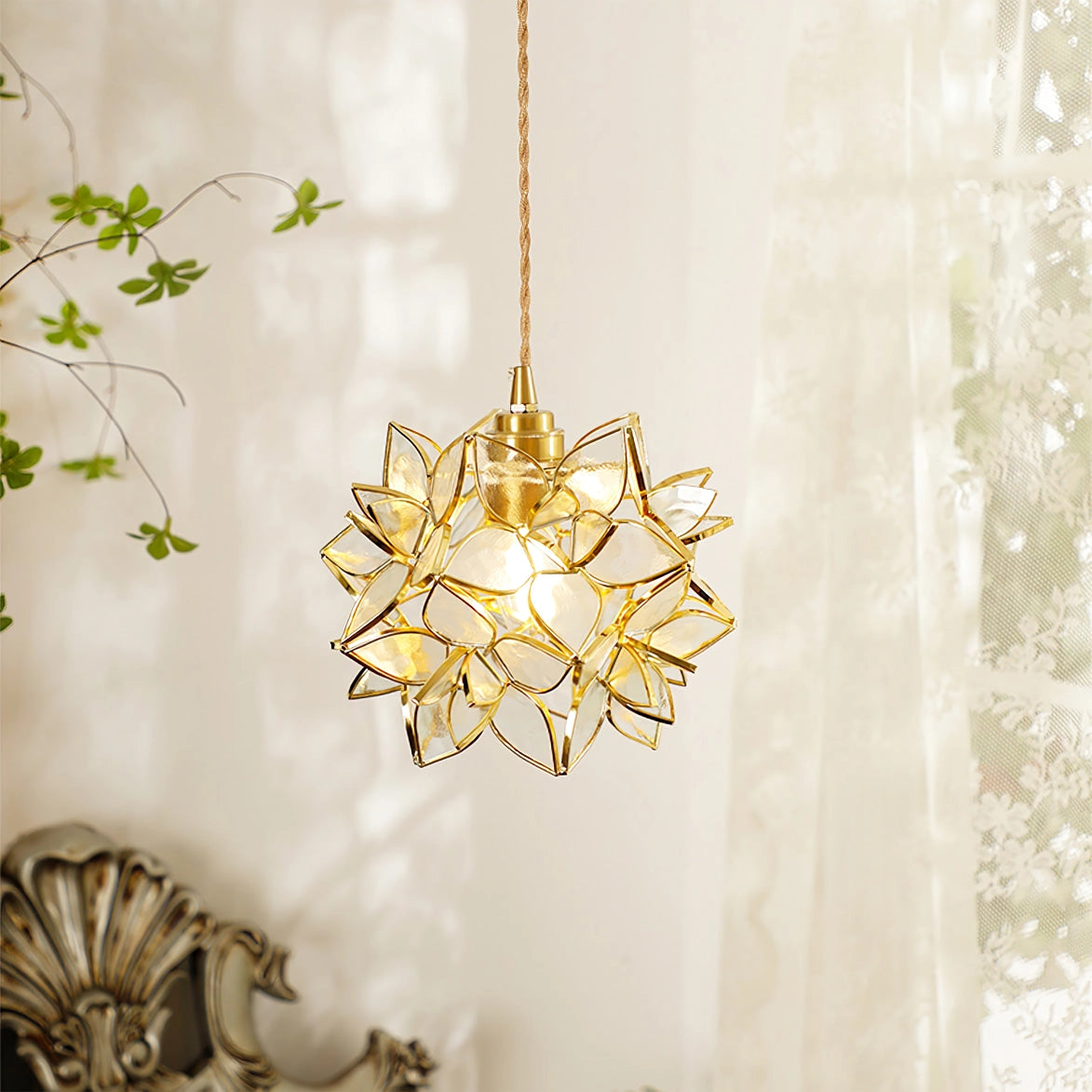 Silla Flower Pendant Light