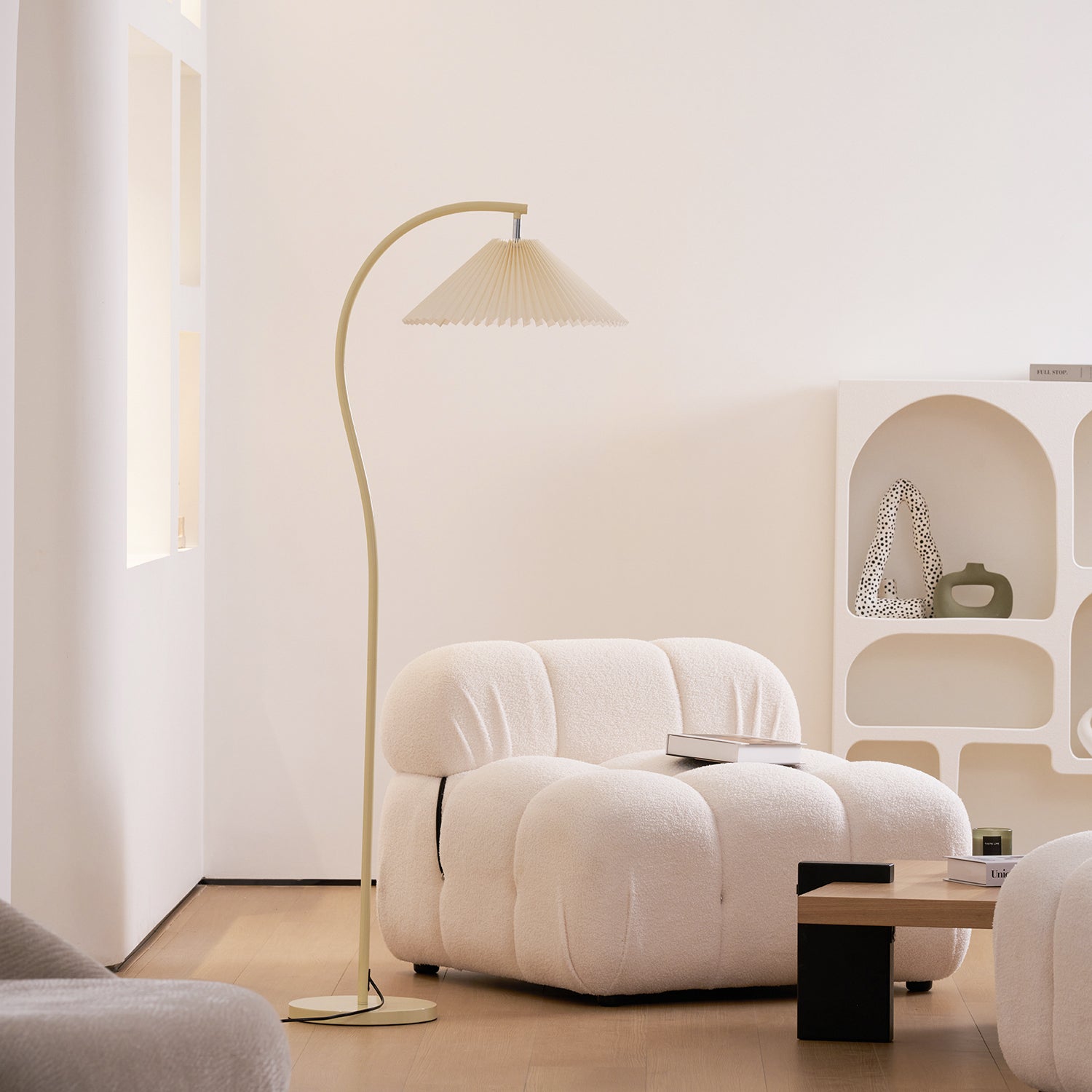Serini Floor Lamp