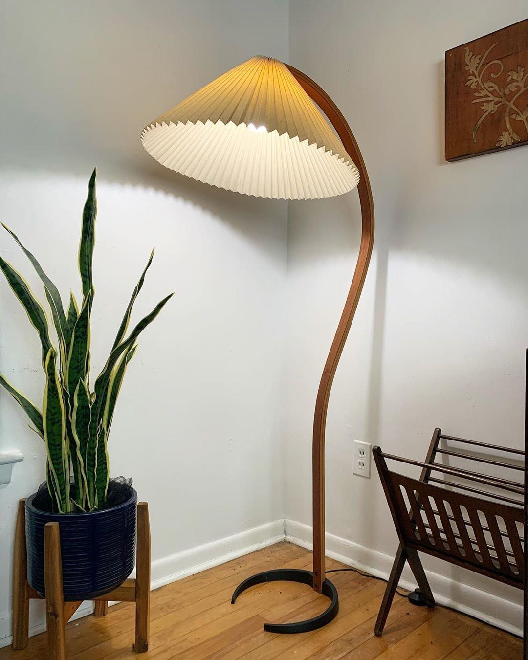 Zormont Floor Lamp
