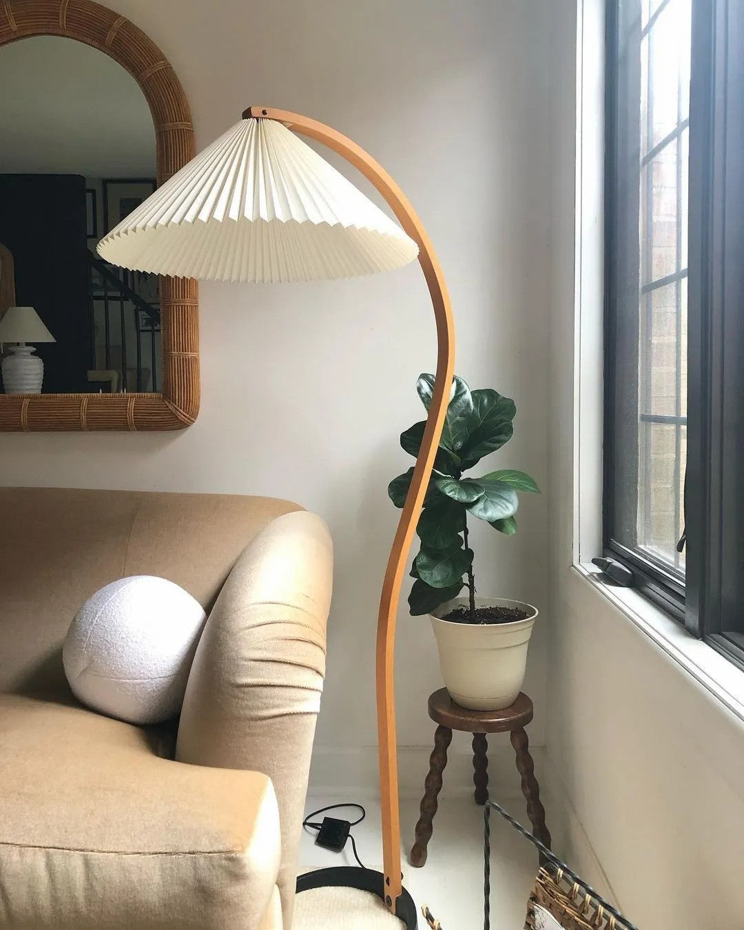 Zormont Floor Lamp