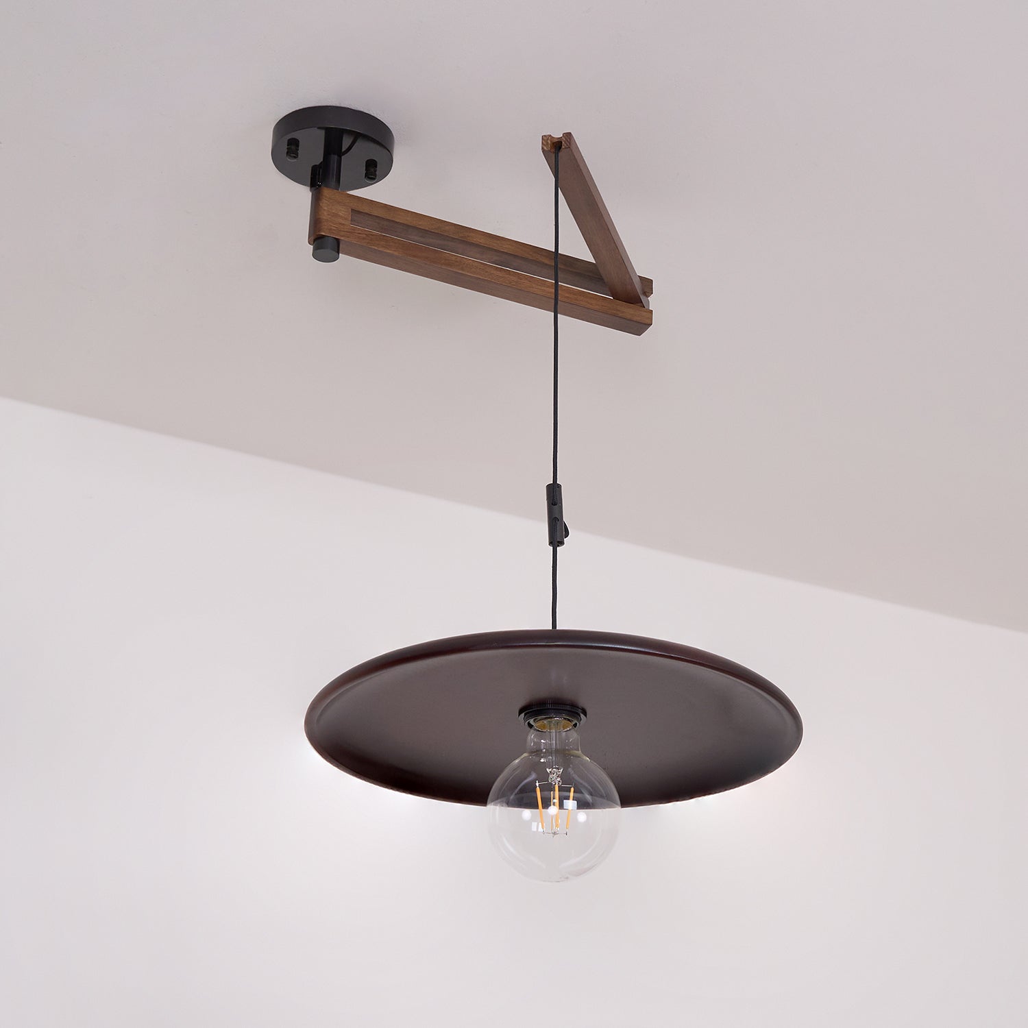 Lycare Pendant Light