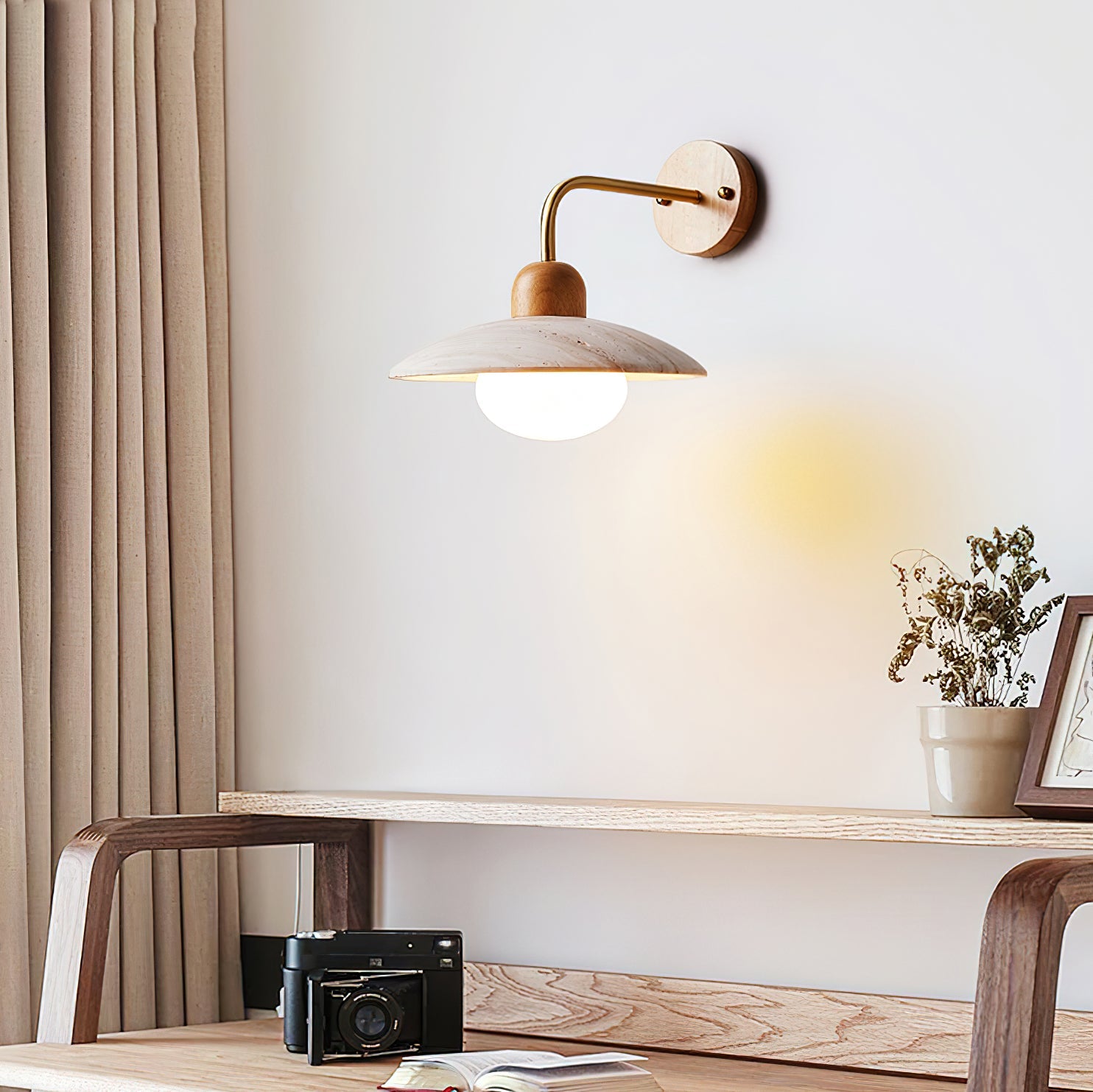 Merrran Wall Light