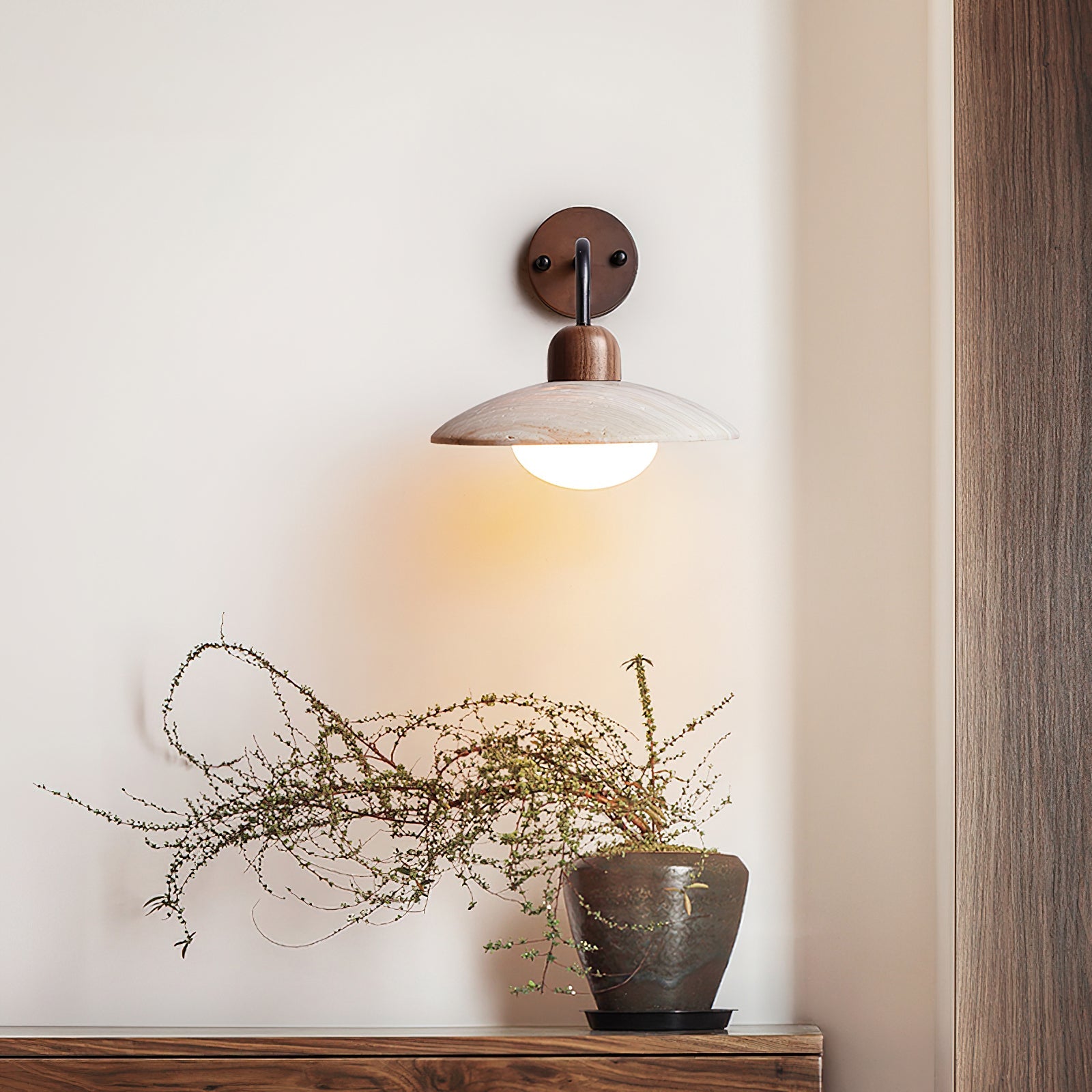 Merrran Wall Light