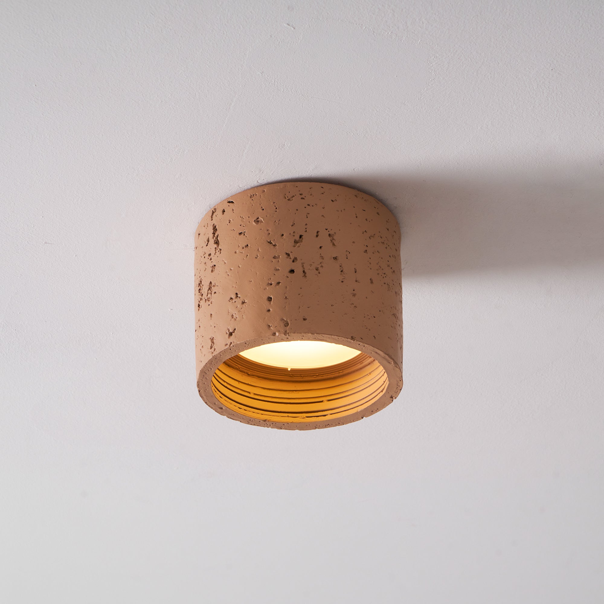 Ravmontas Pendant Light