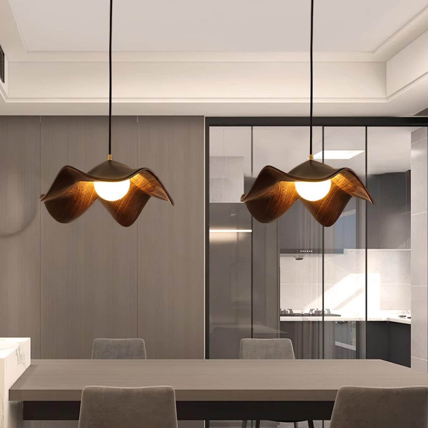 LisFlower Pendant Light