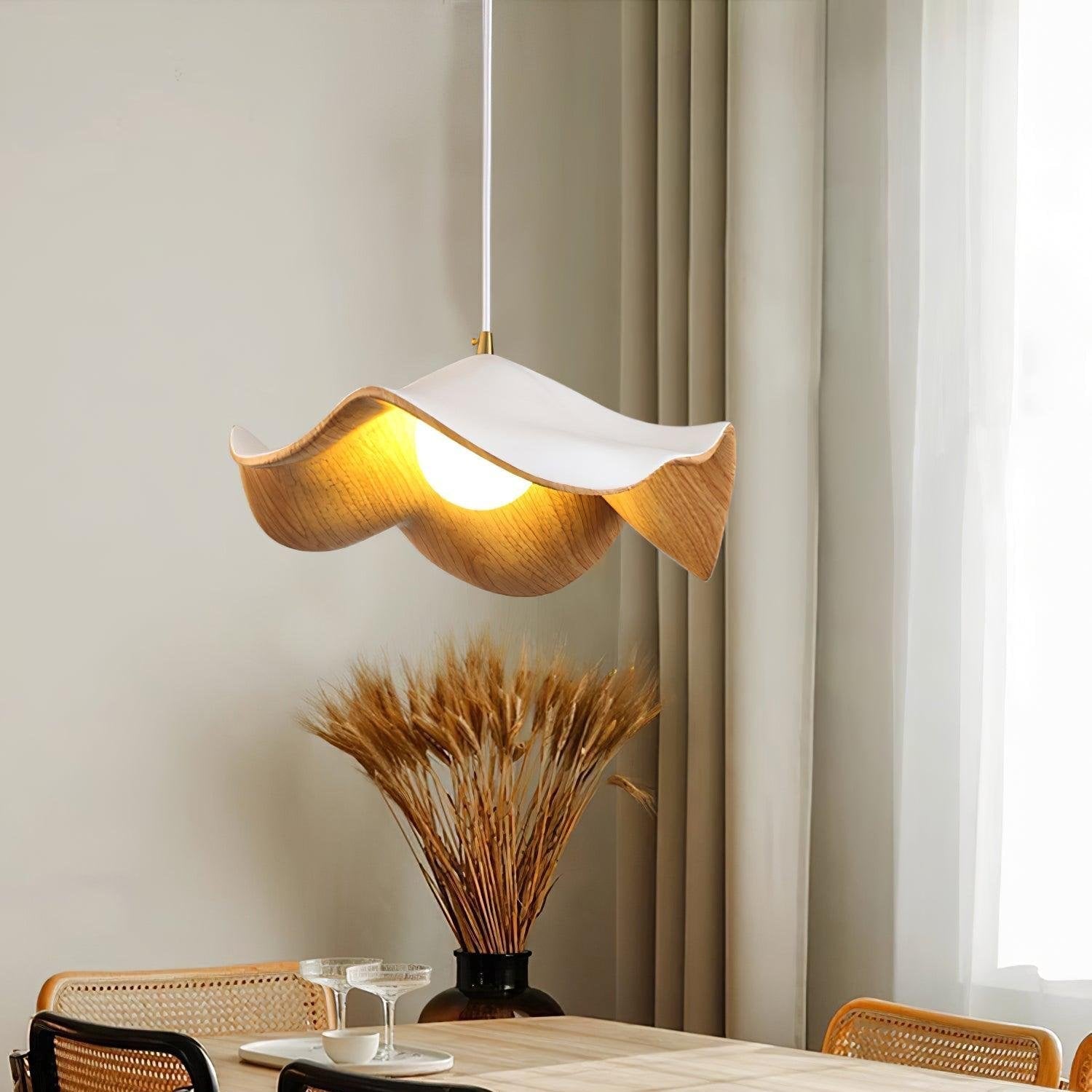 LisFlower Pendant Light