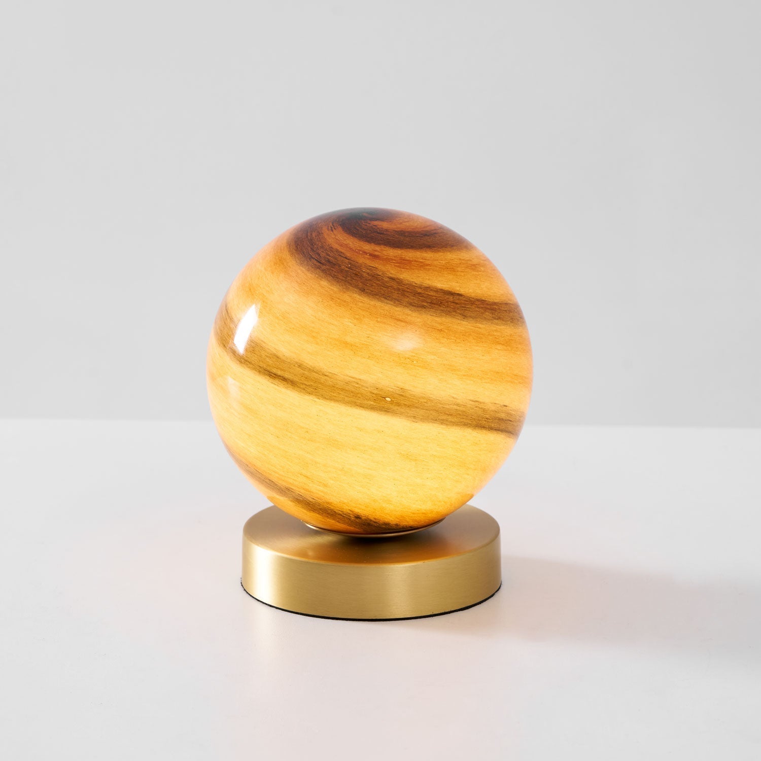 Romelty Table Lamp