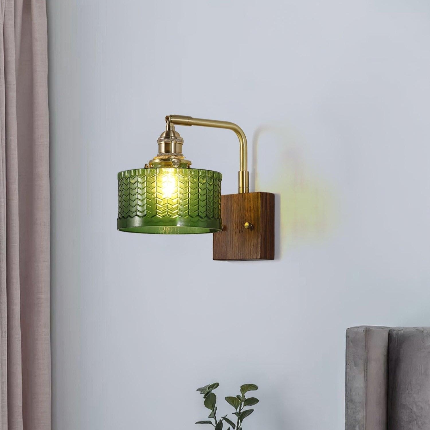 Quilivon Wall Light Model B