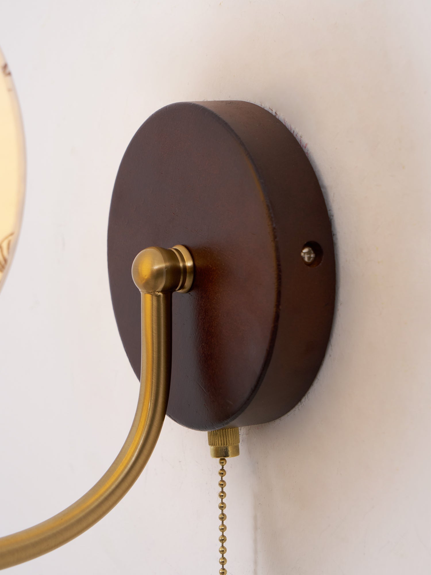 Theltonia Vintage Wall Light