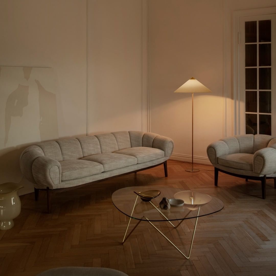 Amora Floor Lamp