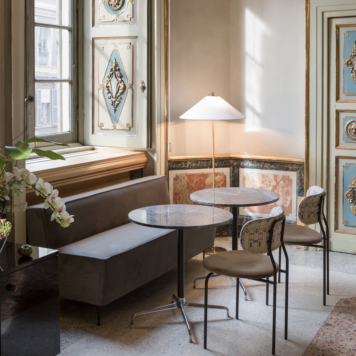 Amora Floor Lamp