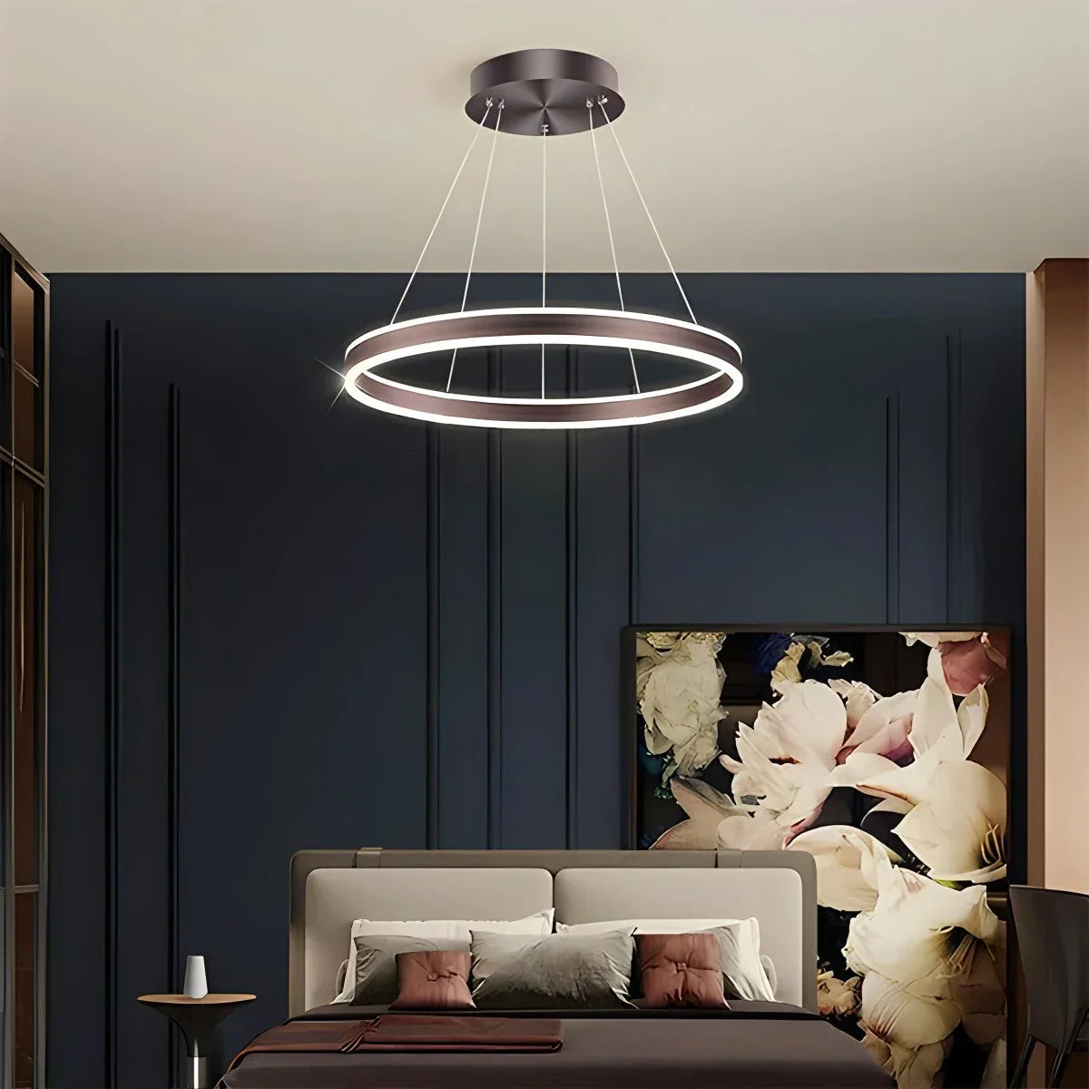 Lavezis Pendant Light