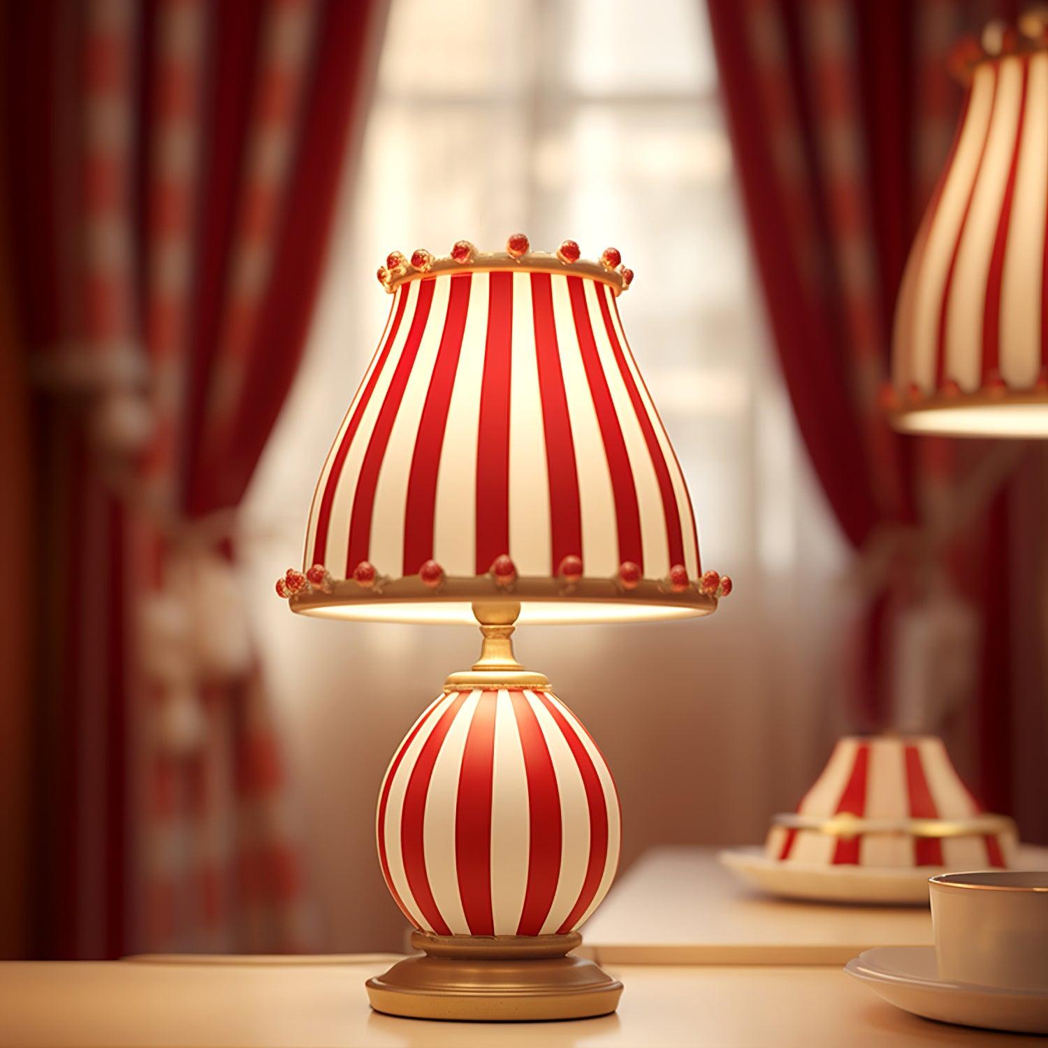 Filnaro Table Lamp