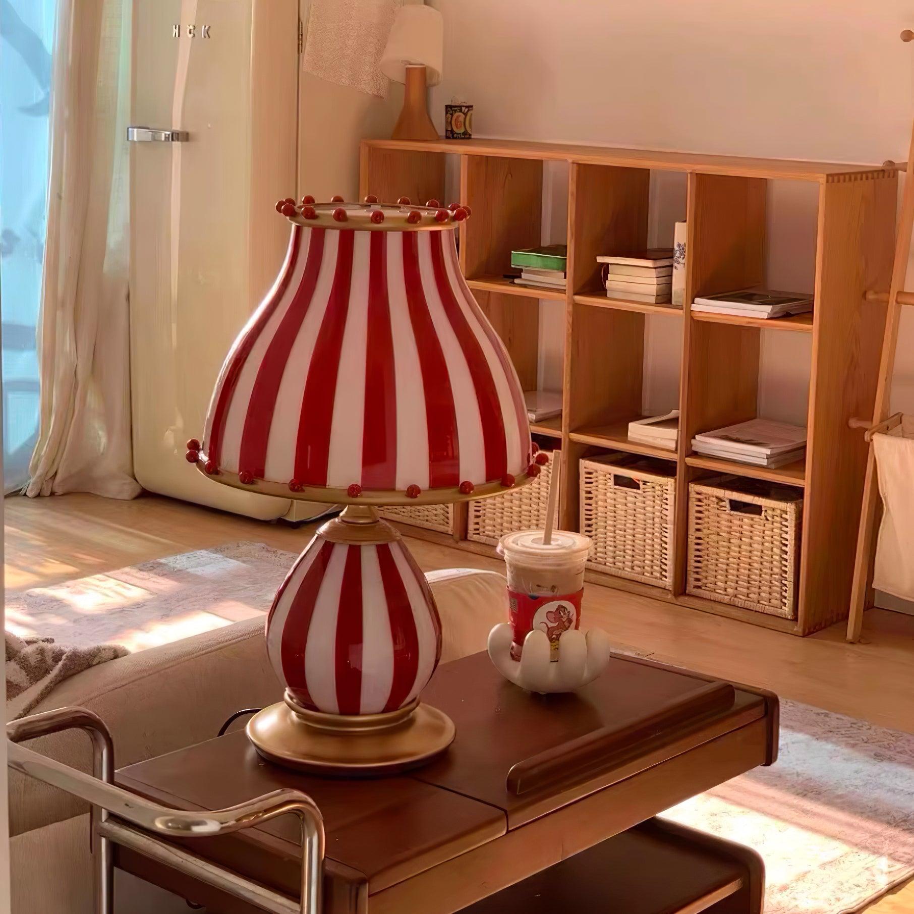 Filnaro Table Lamp