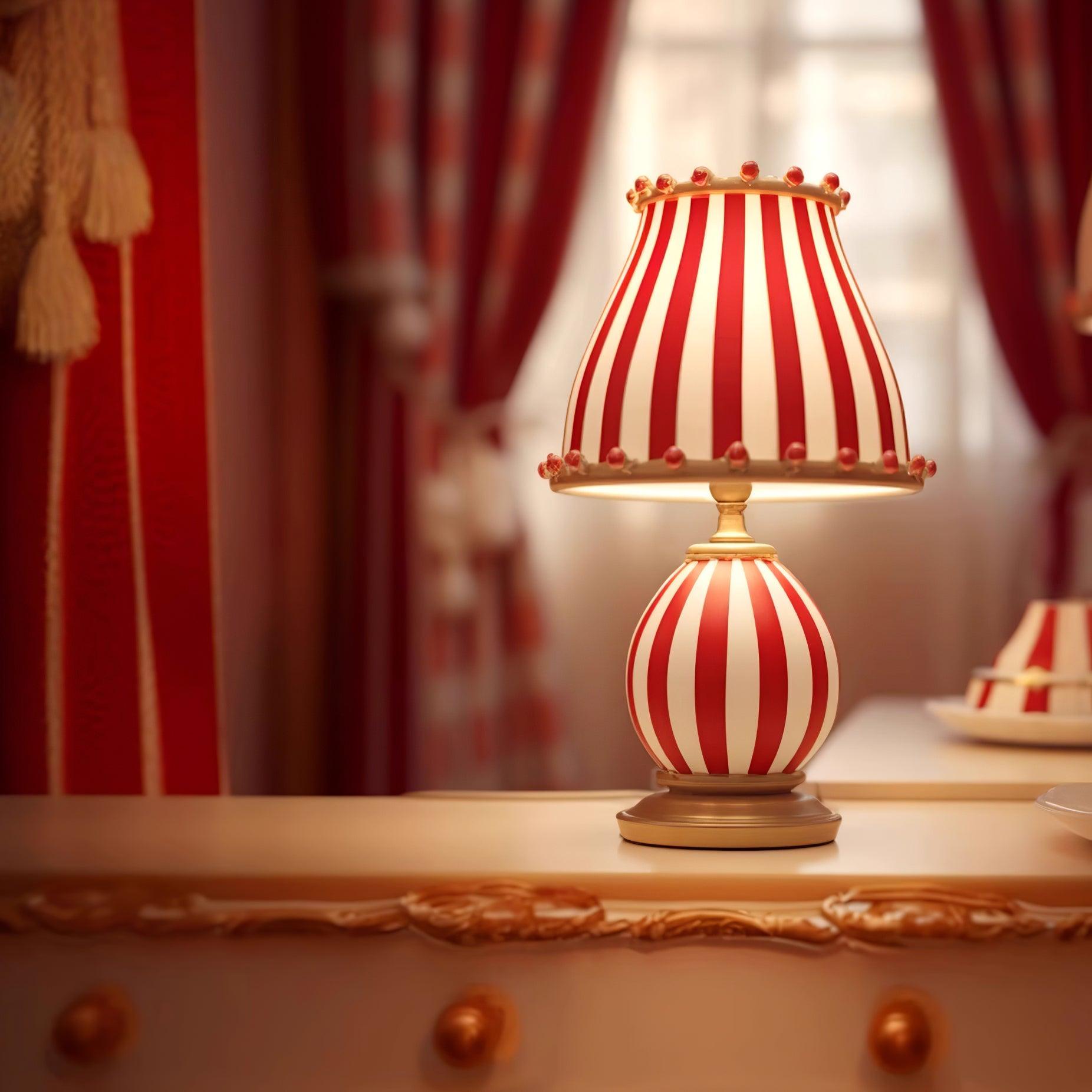 Filnaro Table Lamp