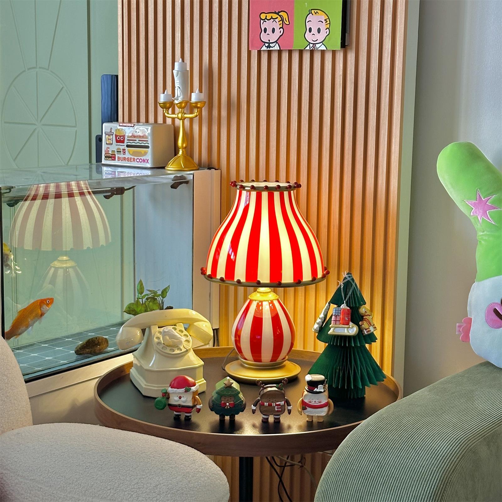 Filnaro Table Lamp