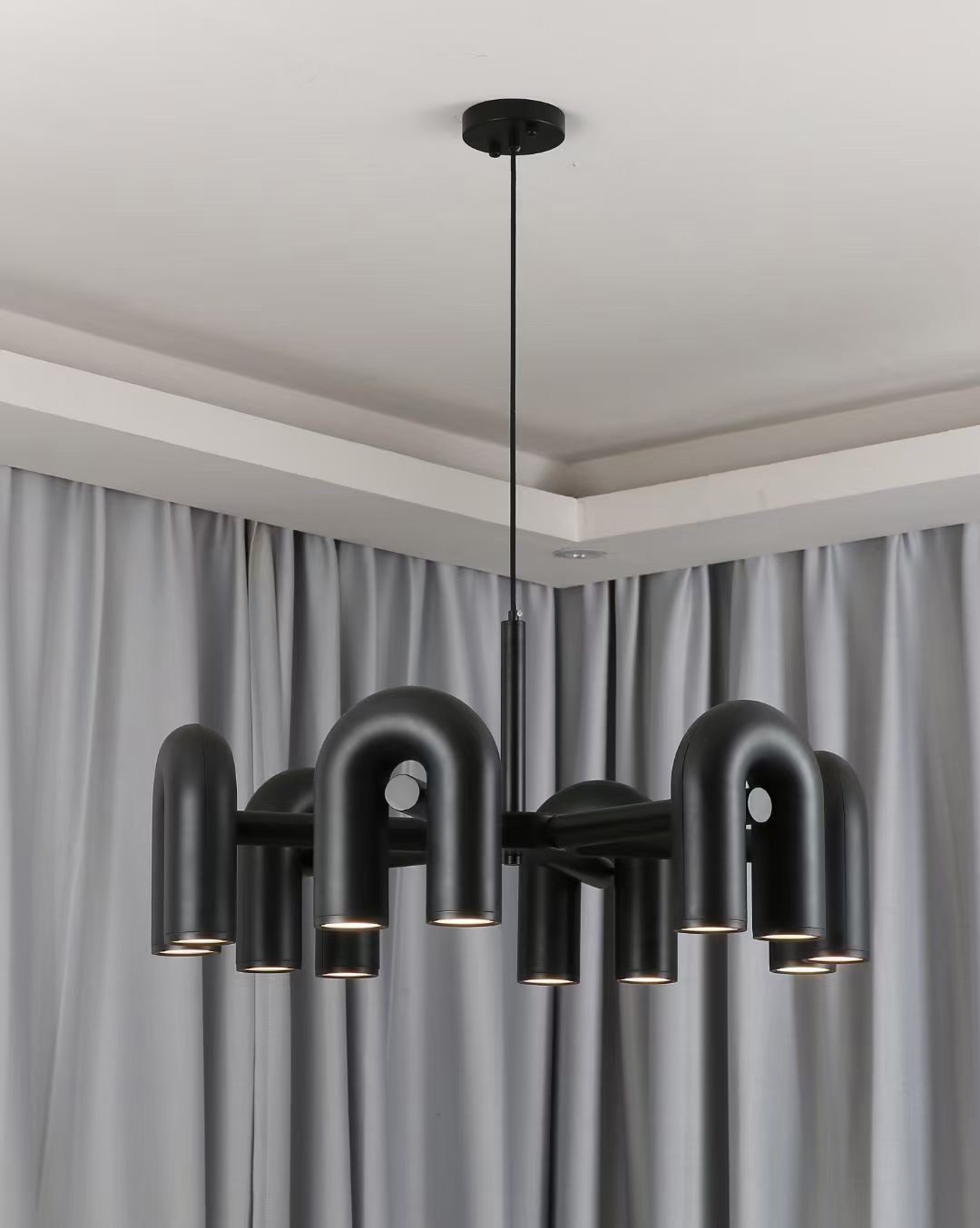 Avenmont Modern Chandelier
