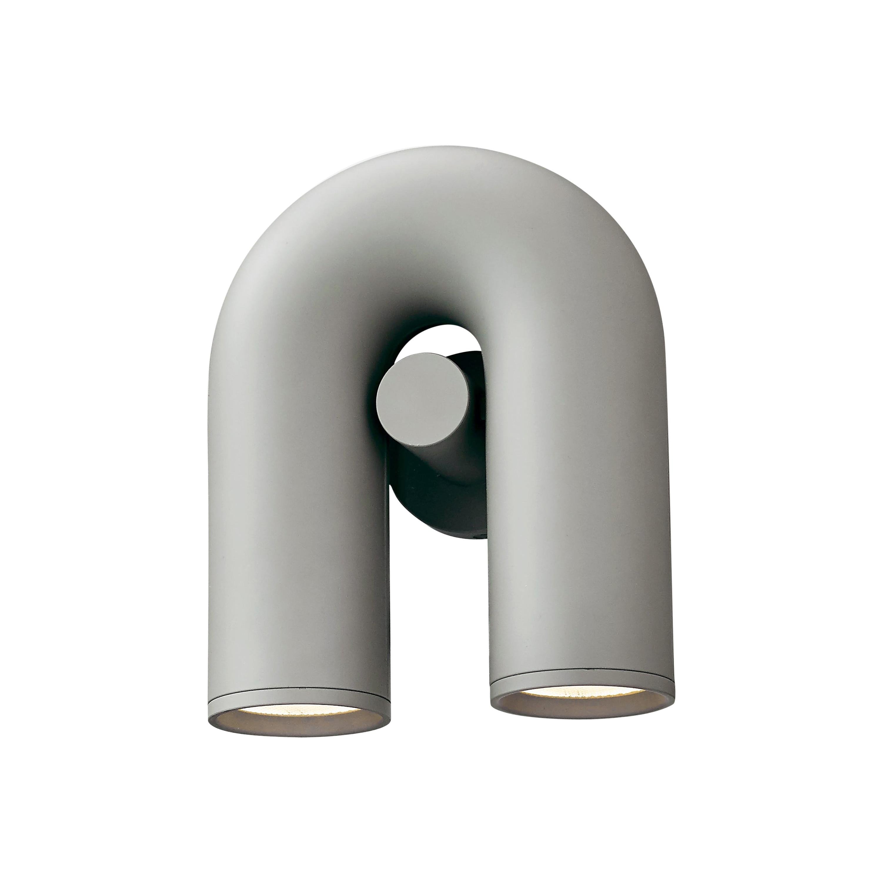Kuben Wall Light