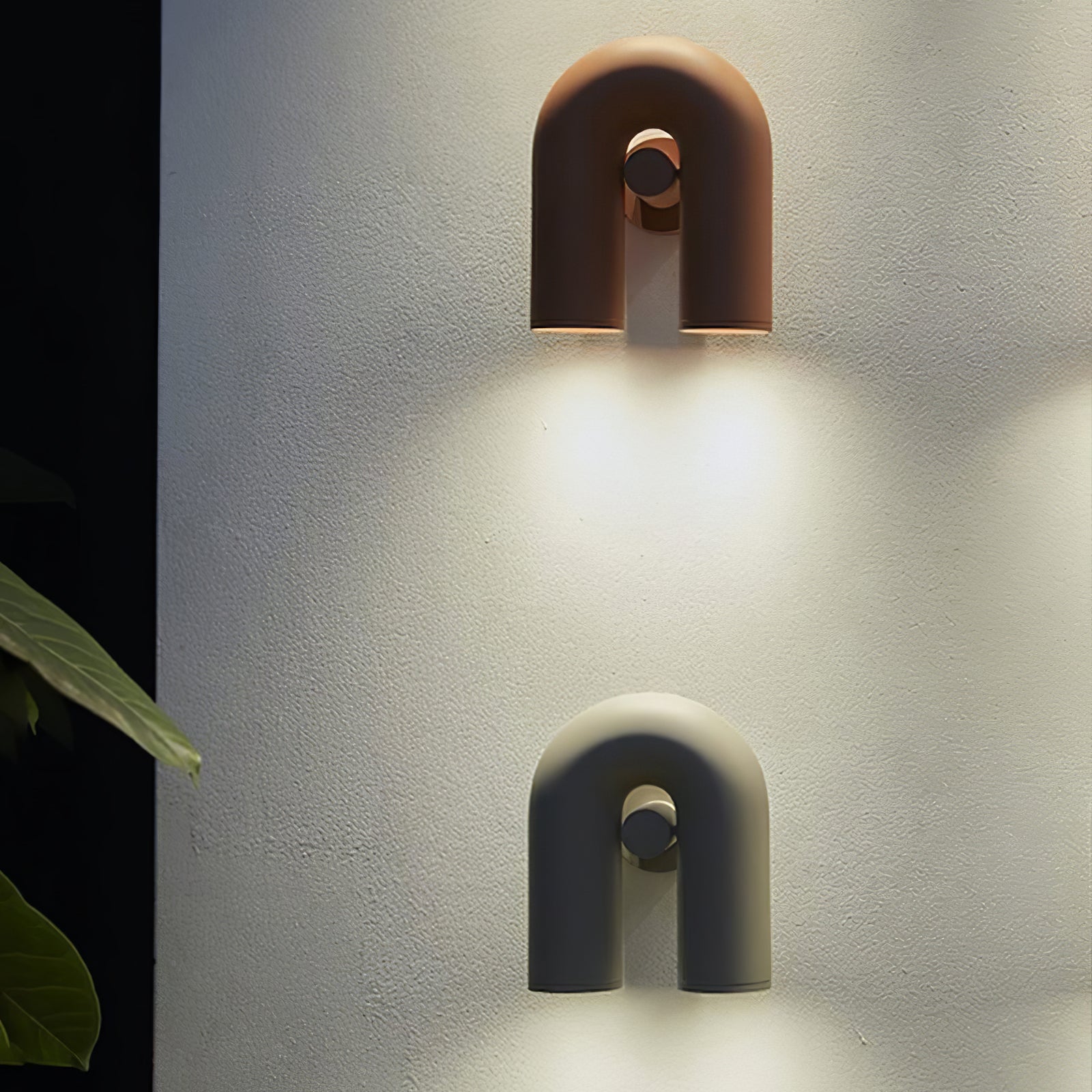 Kuben Wall Light