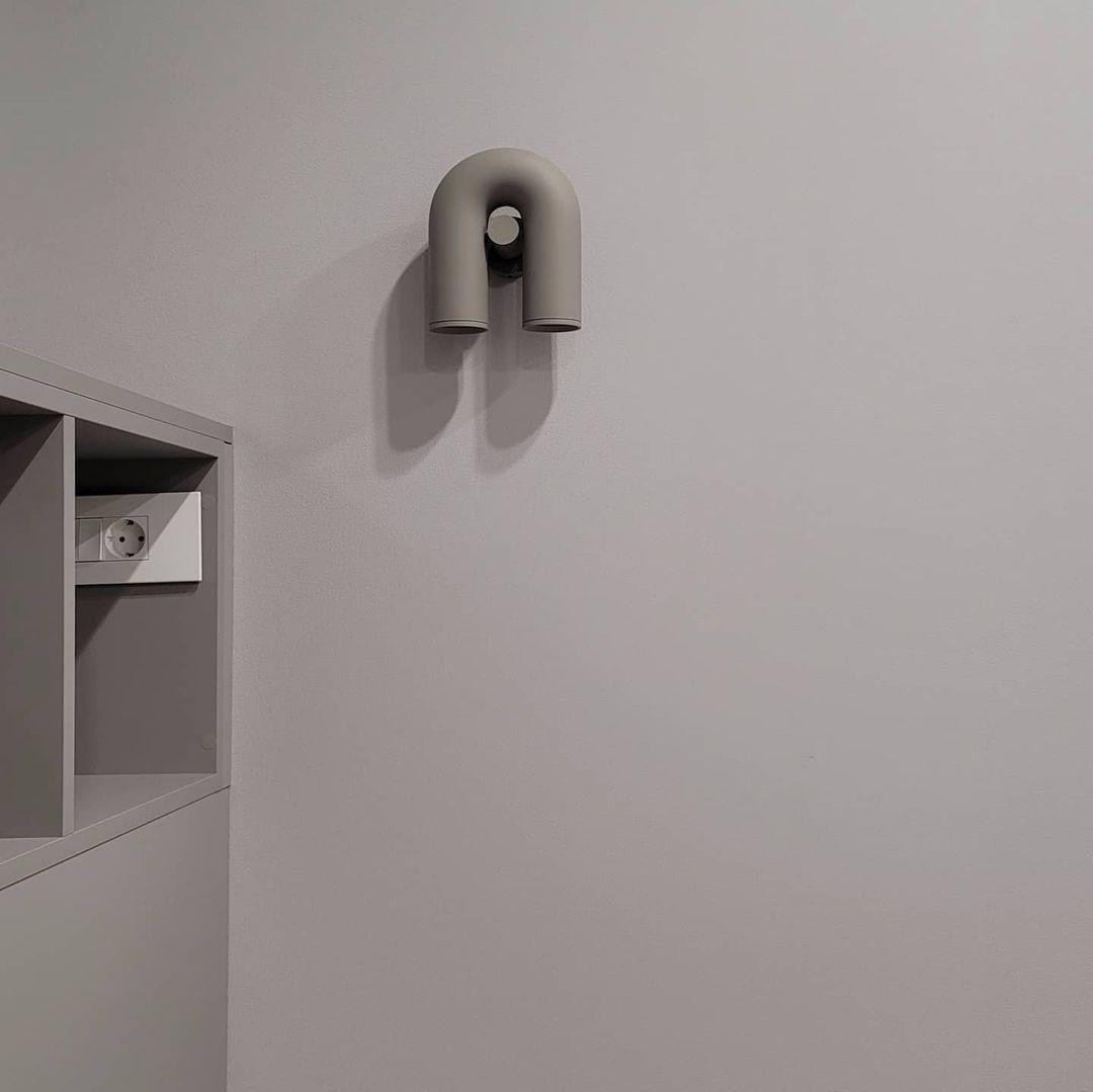 Kuben Wall Light