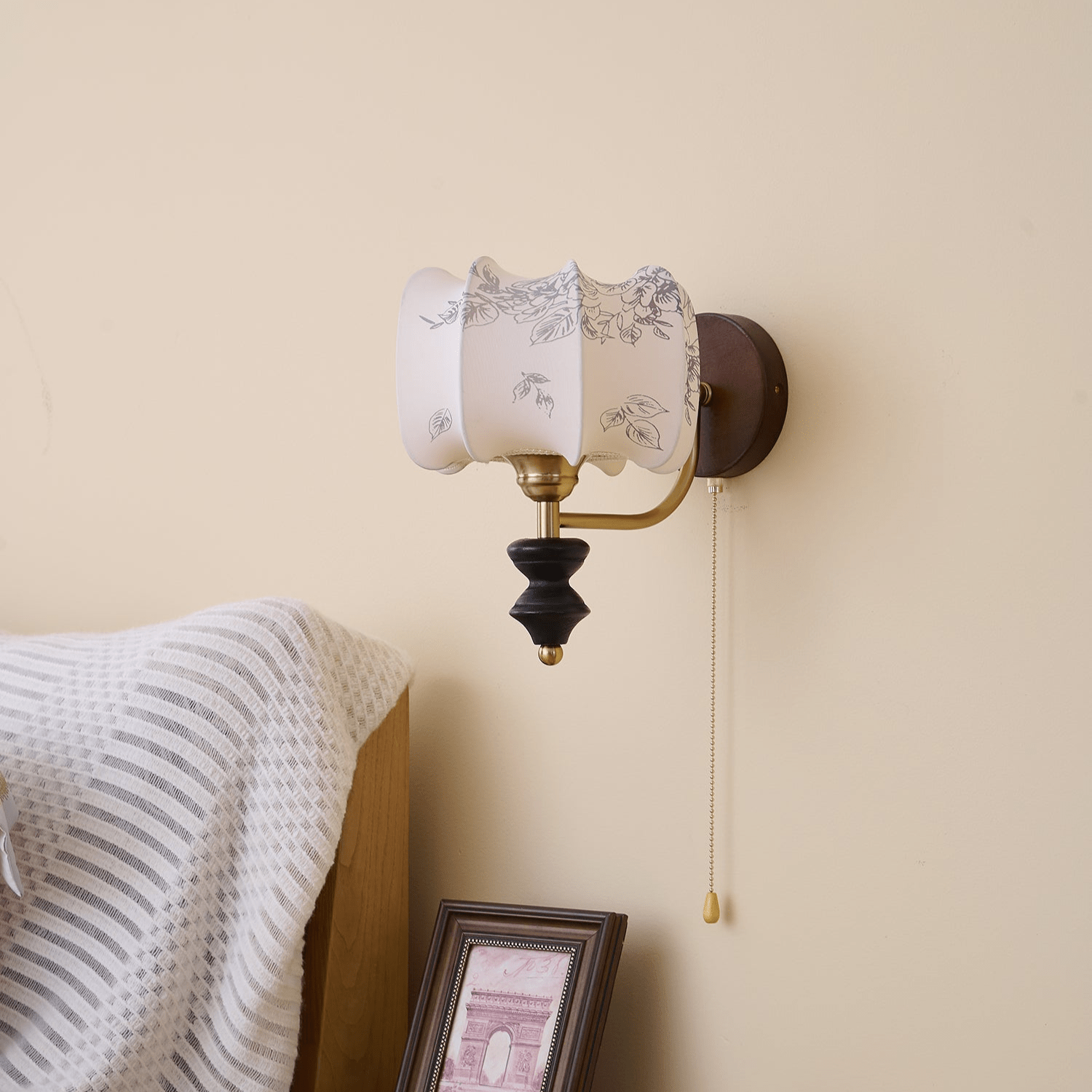 Claredo Wall Light