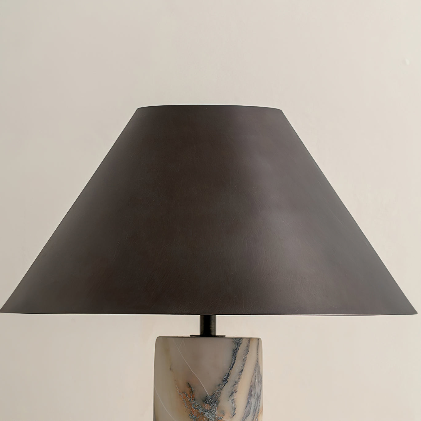 Jormicove Table Lamp