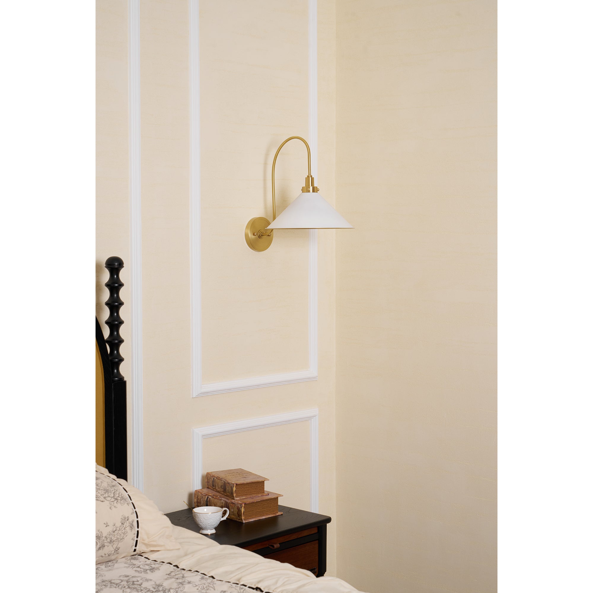 Mimont Wall Light