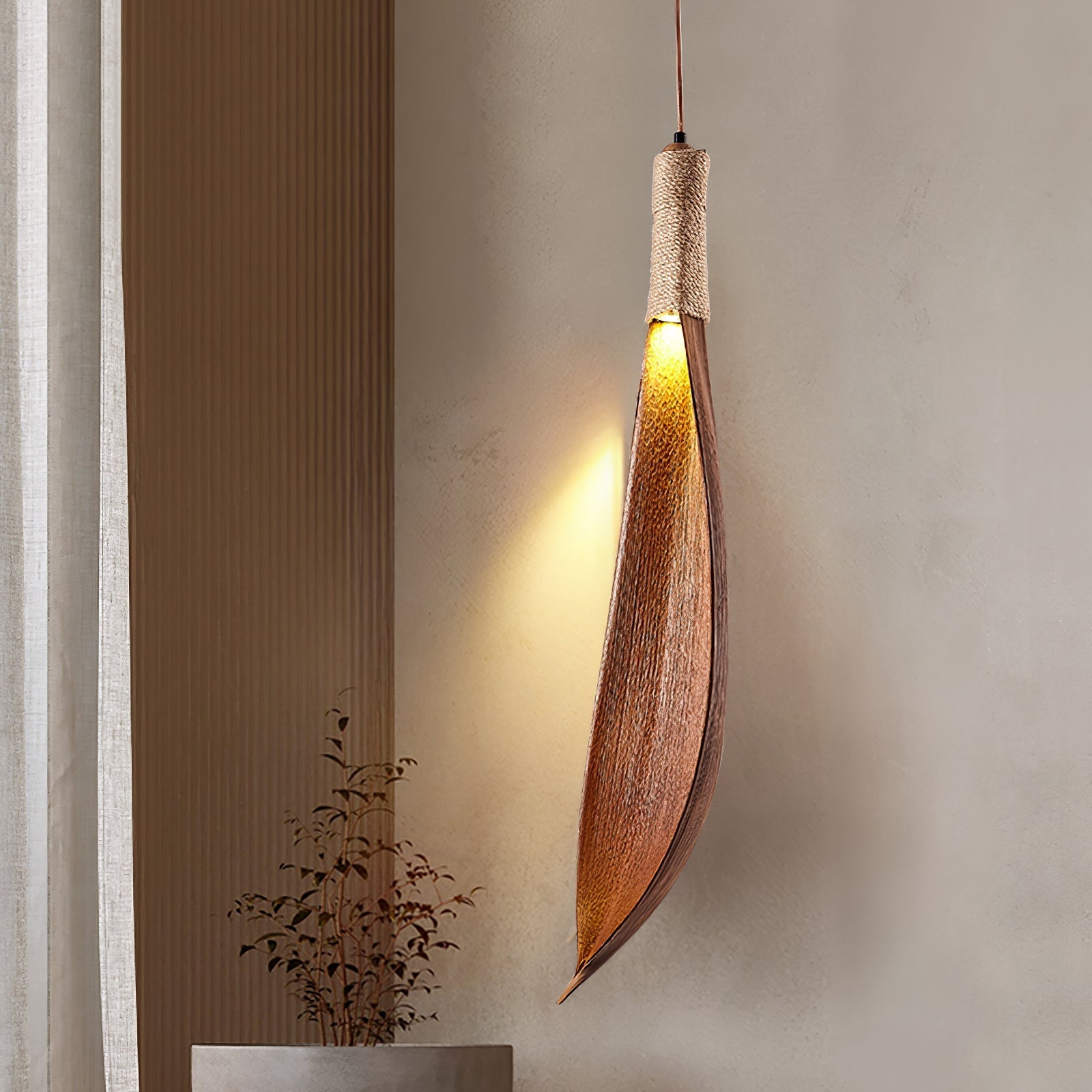 Cocos Leaf Pendant Light