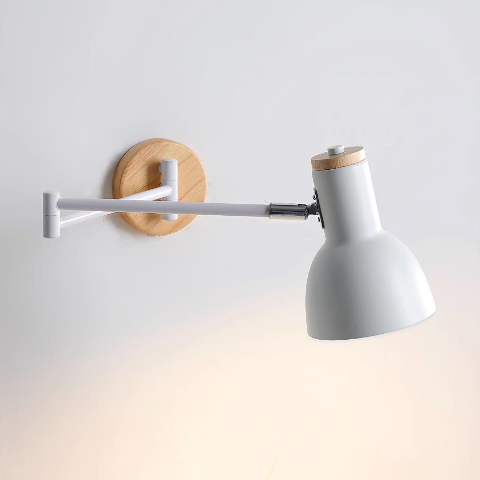 Fenovian Wall Light