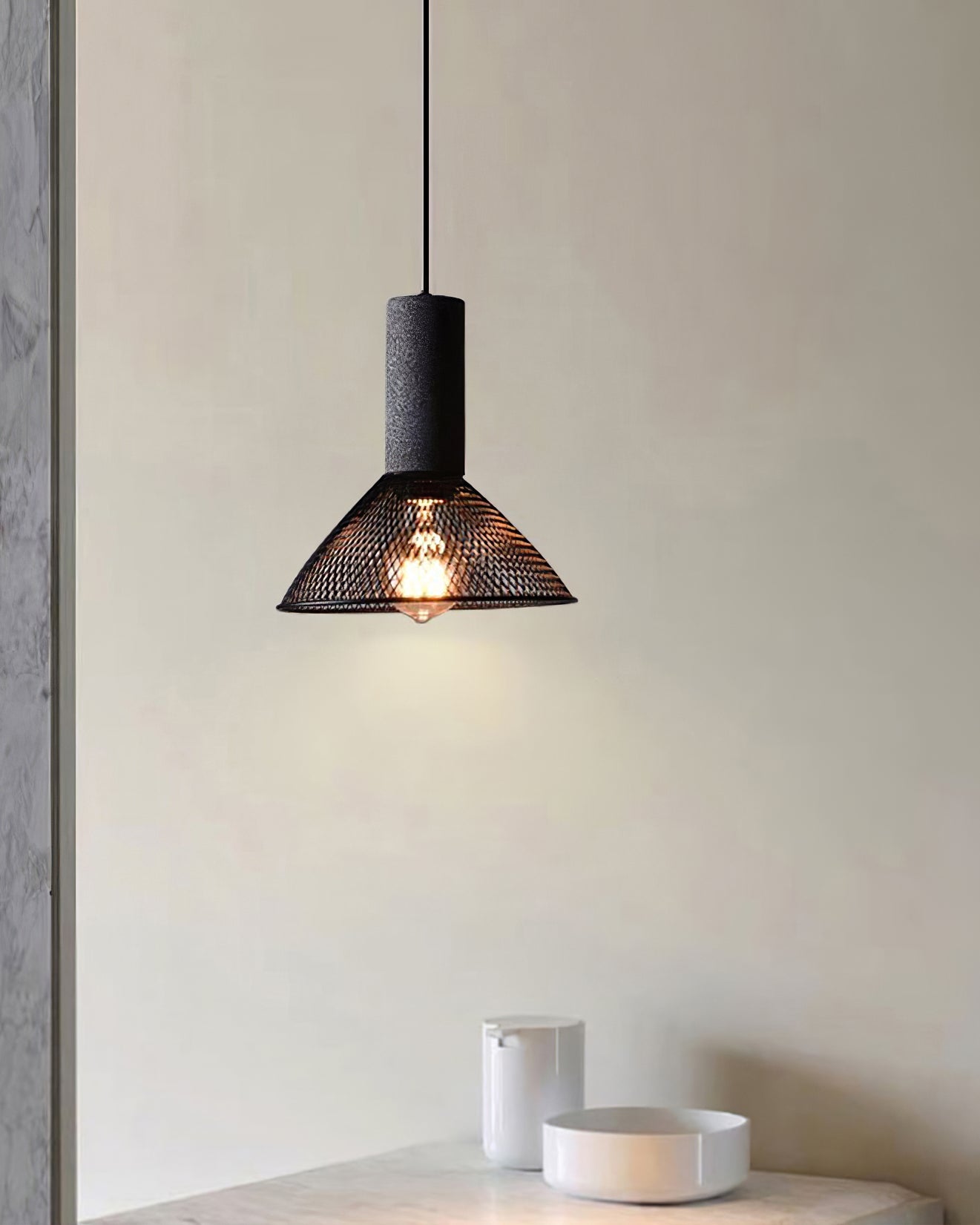 Finoney Pendant Light