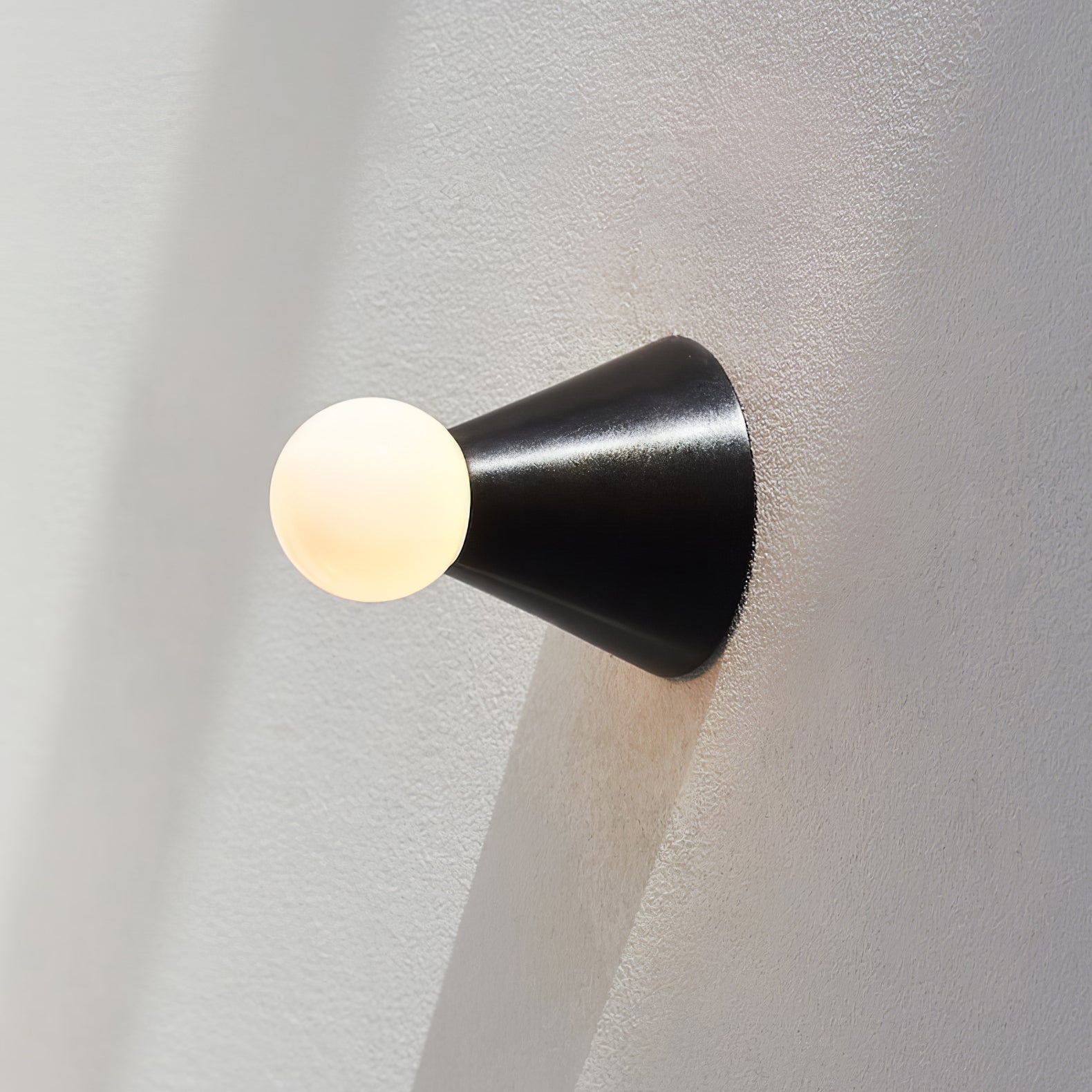 Monic Ceiling Light