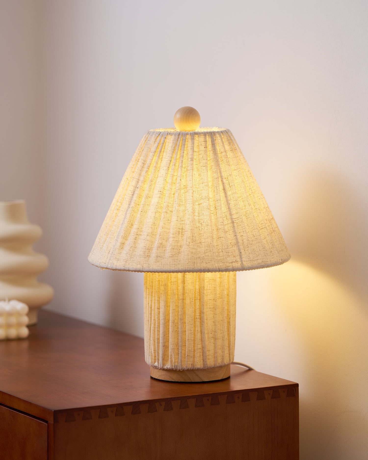 Avendeno Retro Table Lamp