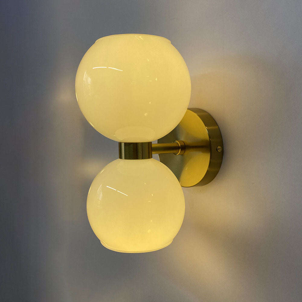 Vesari Wall Light