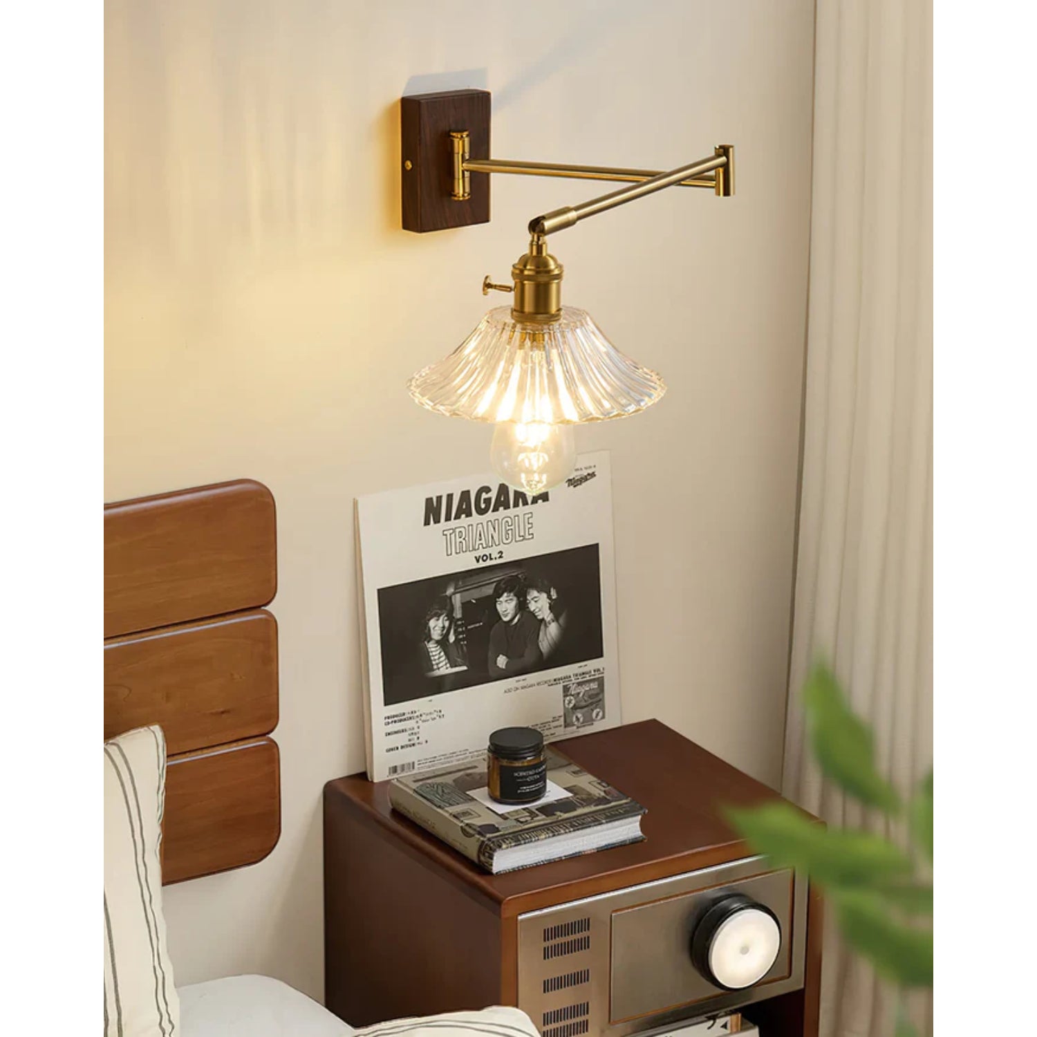 Celeve Wall Light